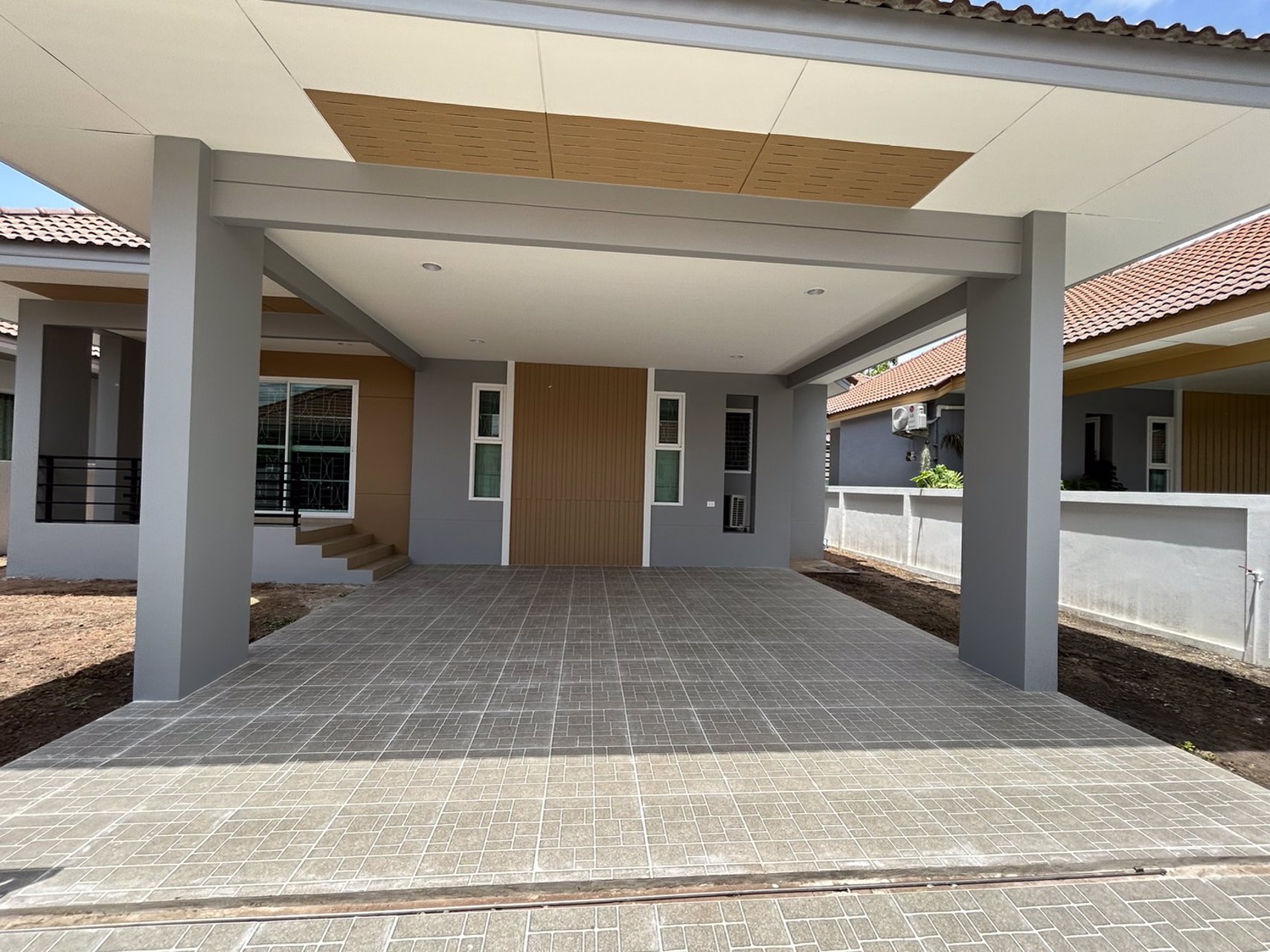 ขายด่วนๆๆบ้านเดี่ยว-เนื้อที่-56-ตารางวา-รีโนเวทใหม่ทั้งหลัง