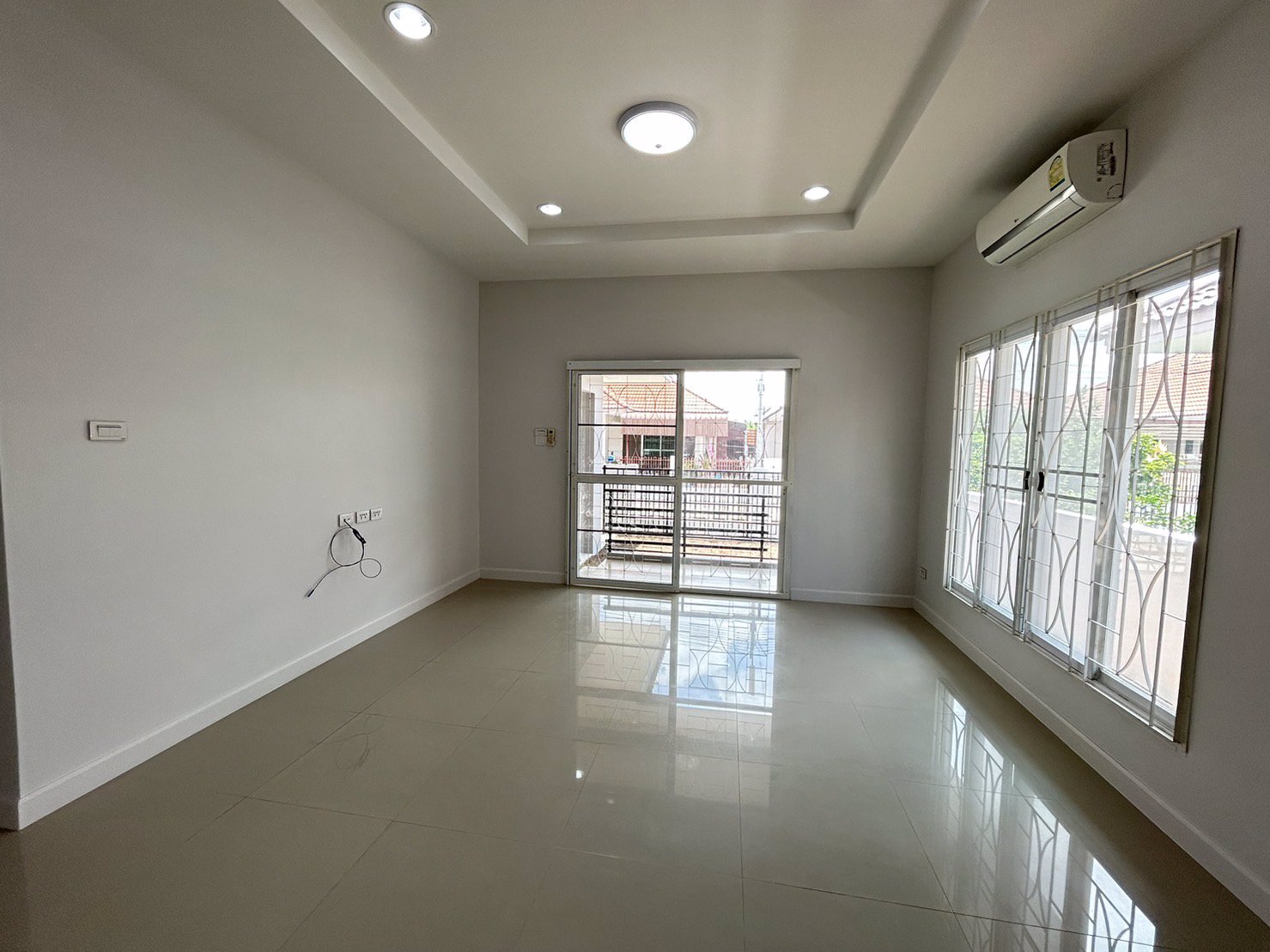 ขายด่วนๆๆบ้านเดี่ยว-เนื้อที่-56-ตารางวา-รีโนเวทใหม่ทั้งหลัง