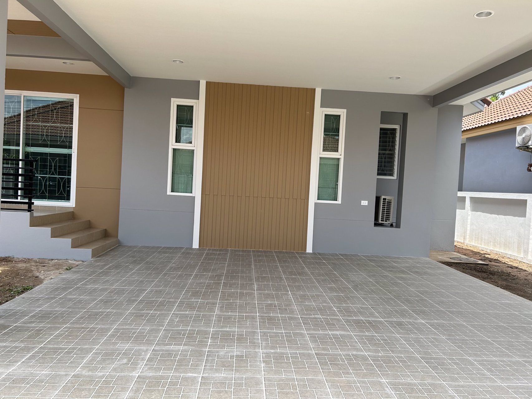 ขายด่วนๆๆบ้านเดี่ยว-เนื้อที่-56-ตารางวา-รีโนเวทใหม่ทั้งหลัง