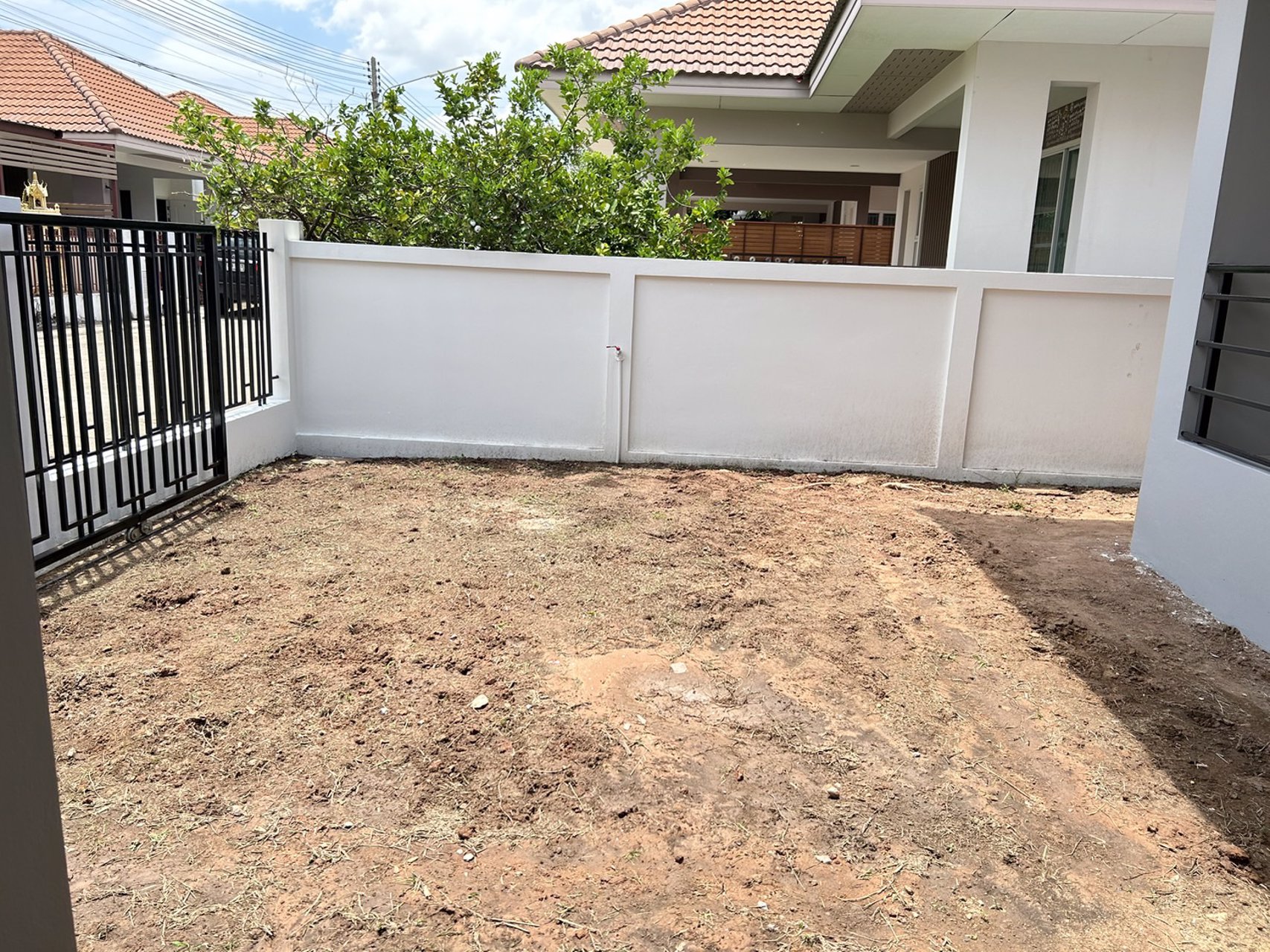 ขายด่วนๆๆบ้านเดี่ยว-เนื้อที่-56-ตารางวา-รีโนเวทใหม่ทั้งหลัง