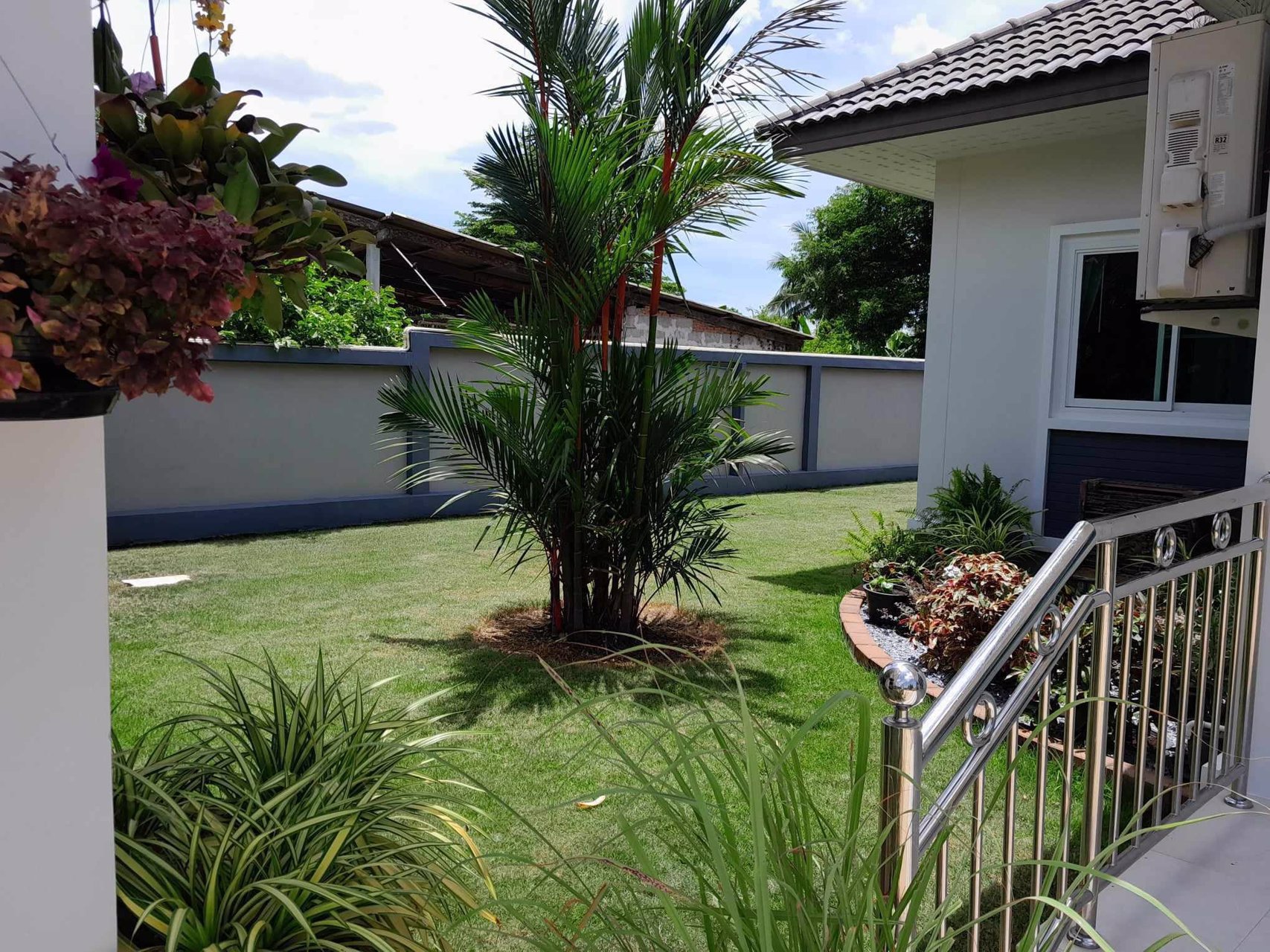 บ้านนครปฐม-2หลัง-บนที่ดิน-1ไร่-พร้อมเฟอร์และเครื่องใช้ไฟฟ้ส