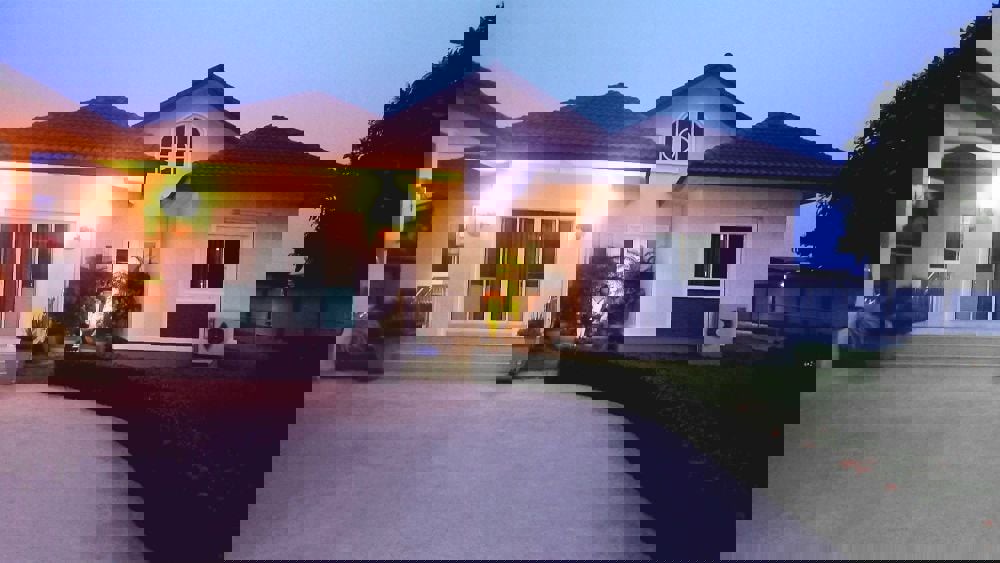 บ้านสวยสไตล์รีสอร์ท-2-หลัง-บนที่ดิน-1-ไร่-จนครปฐม