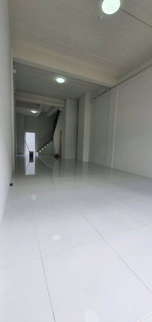 252-010-ให้เช่า-อาคารพาณิชย์-4-ชั้น-ซอยกันตนา-20000-บาท