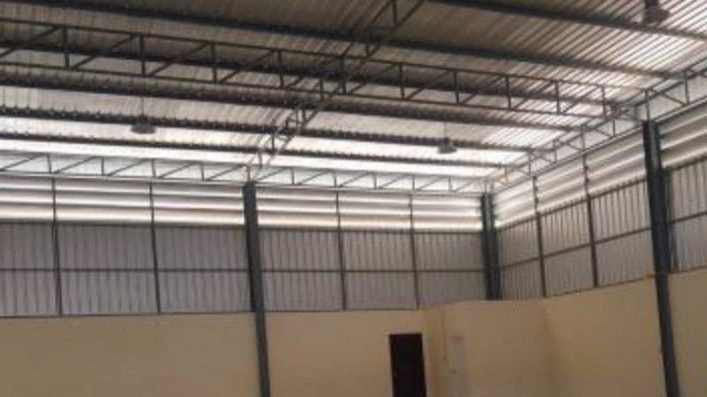 255-020-ให้เช่า-โกดังเก็บสินค้าโรงงานเลียบคลองประปา-หลังโรบินสัน-ศรีสมาน-12000-บาท