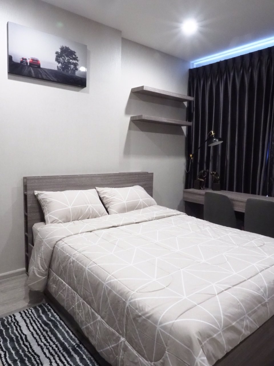 คอนโดให้เช่า-ideo-mobi-asoke-ติด-mrt-เพชรบุรี-และ-airport-link-เฟอร์แต่งครบ