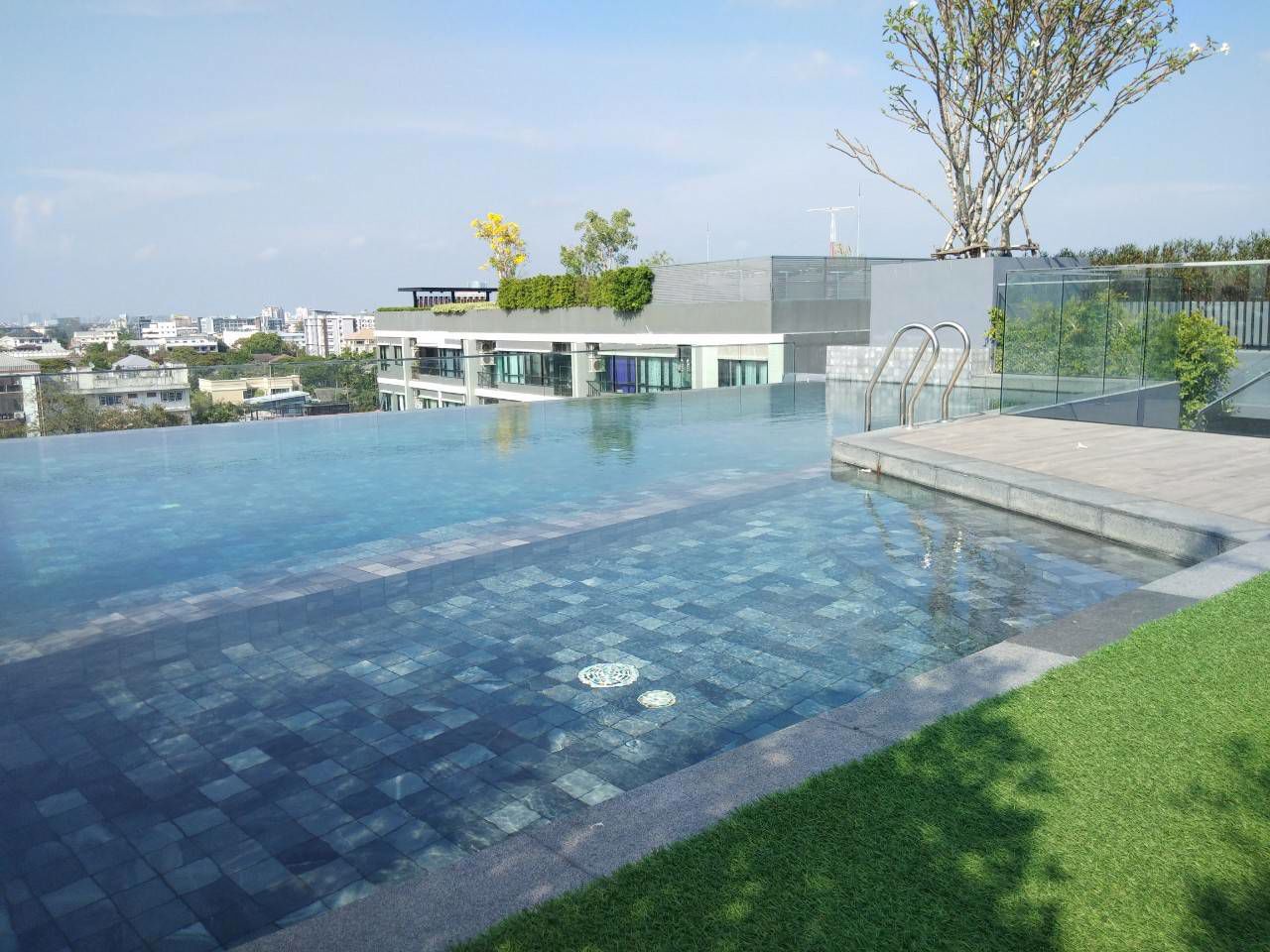 ขายคอนโดใกล้-bts-แบริ่ง-321-ตรม-1ห้องนอน-ชั้น-7-วิวดีมาก-ใหม่-น่าอยู่-ขายด่วน-ราคาถูก