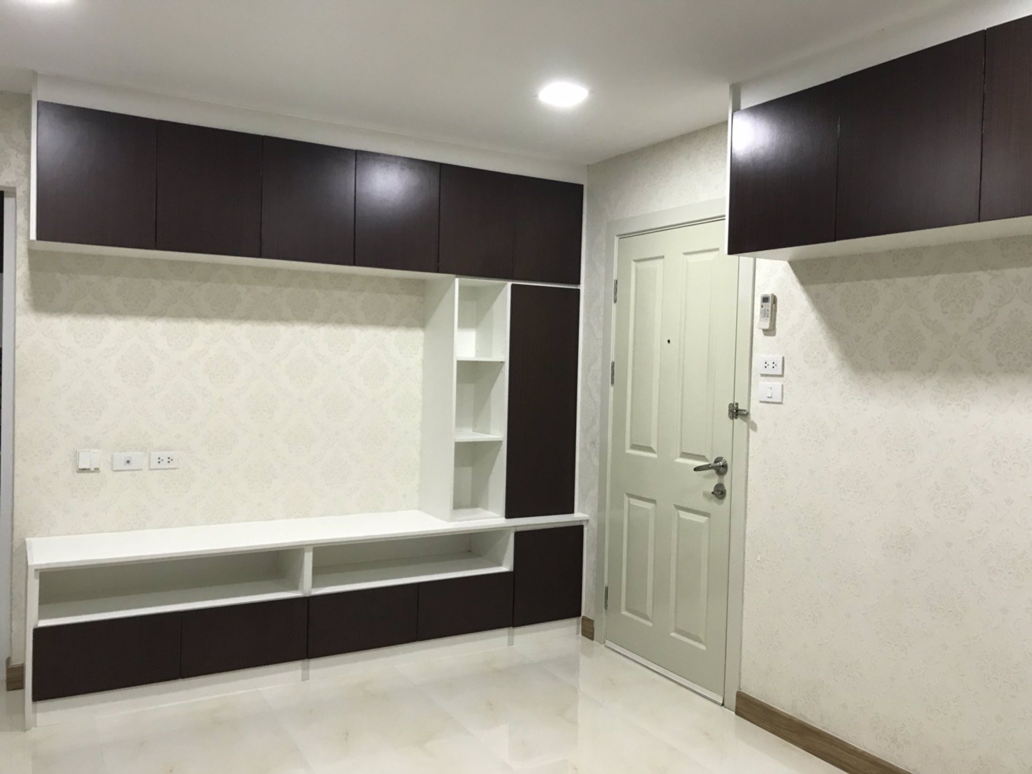 the-one-plus-condominium-srinakarin-เดอะวัน-พลัส-คอนโดมิเนียม-ศรีนครินทร์