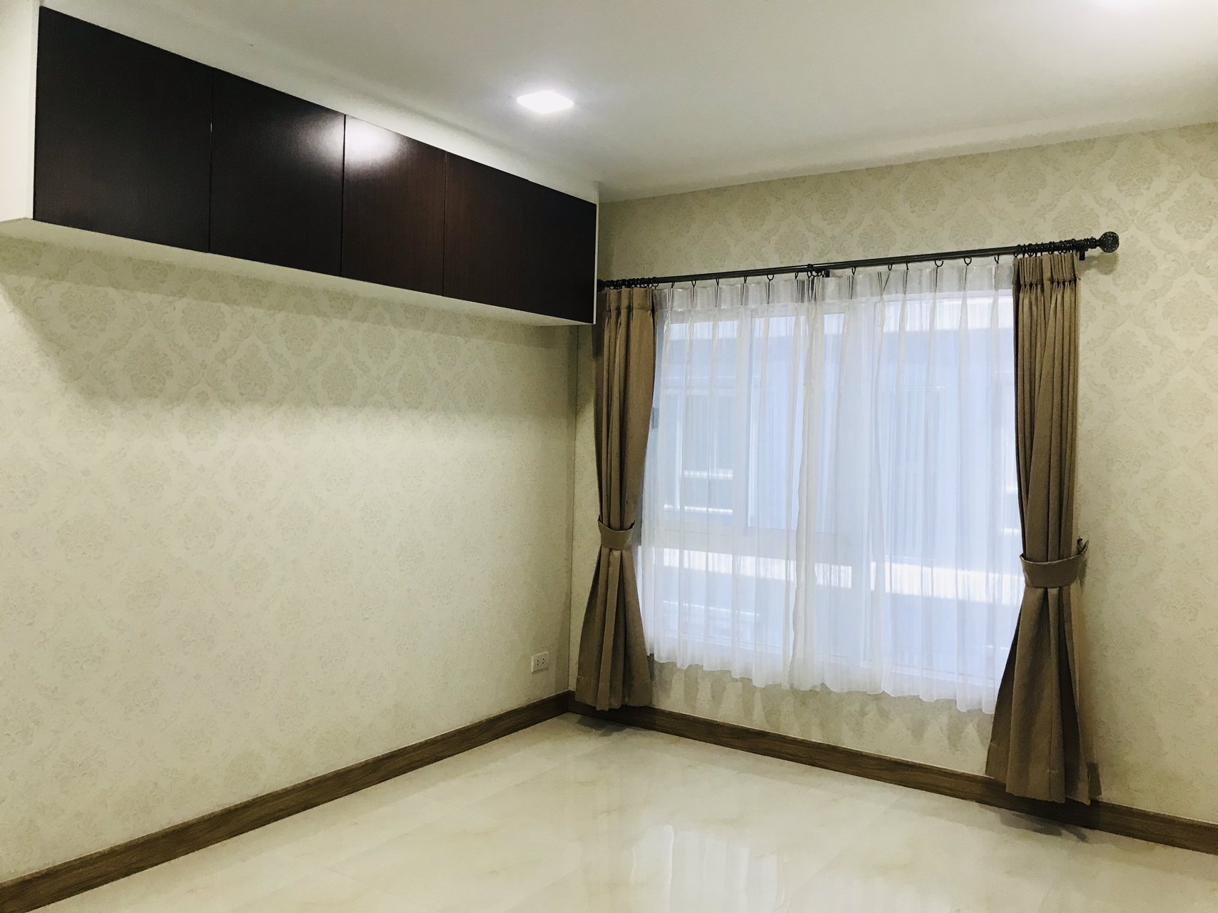 the-one-plus-condominium-srinakarin-เดอะวัน-พลัส-คอนโดมิเนียม-ศรีนครินทร์