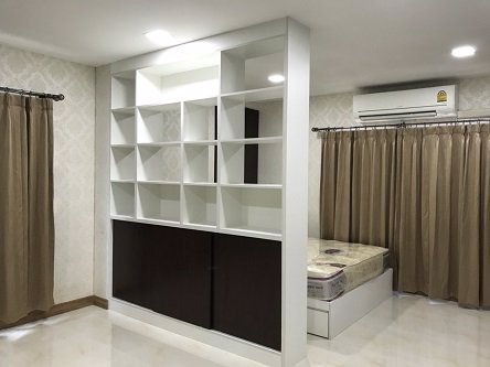 the-one-plus-condominium-srinakarin-เดอะวัน-พลัส-คอนโดมิเนียม-ศรีนครินทร์