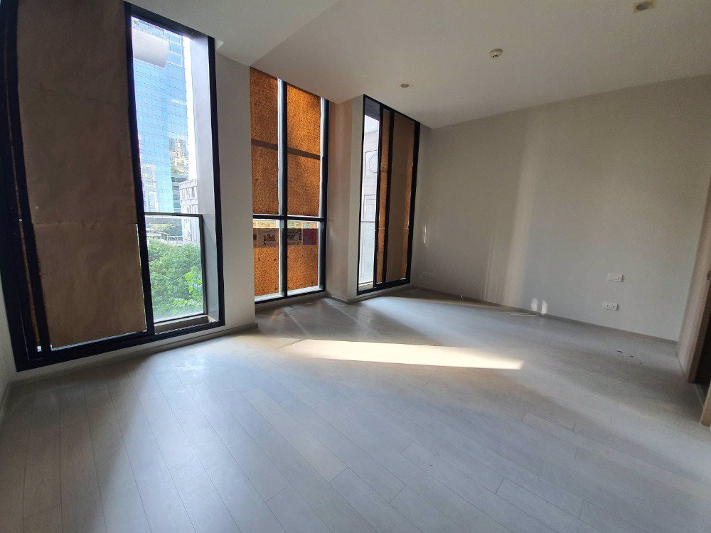 noble-ploenchit-for-sale-1-br-461-sqm