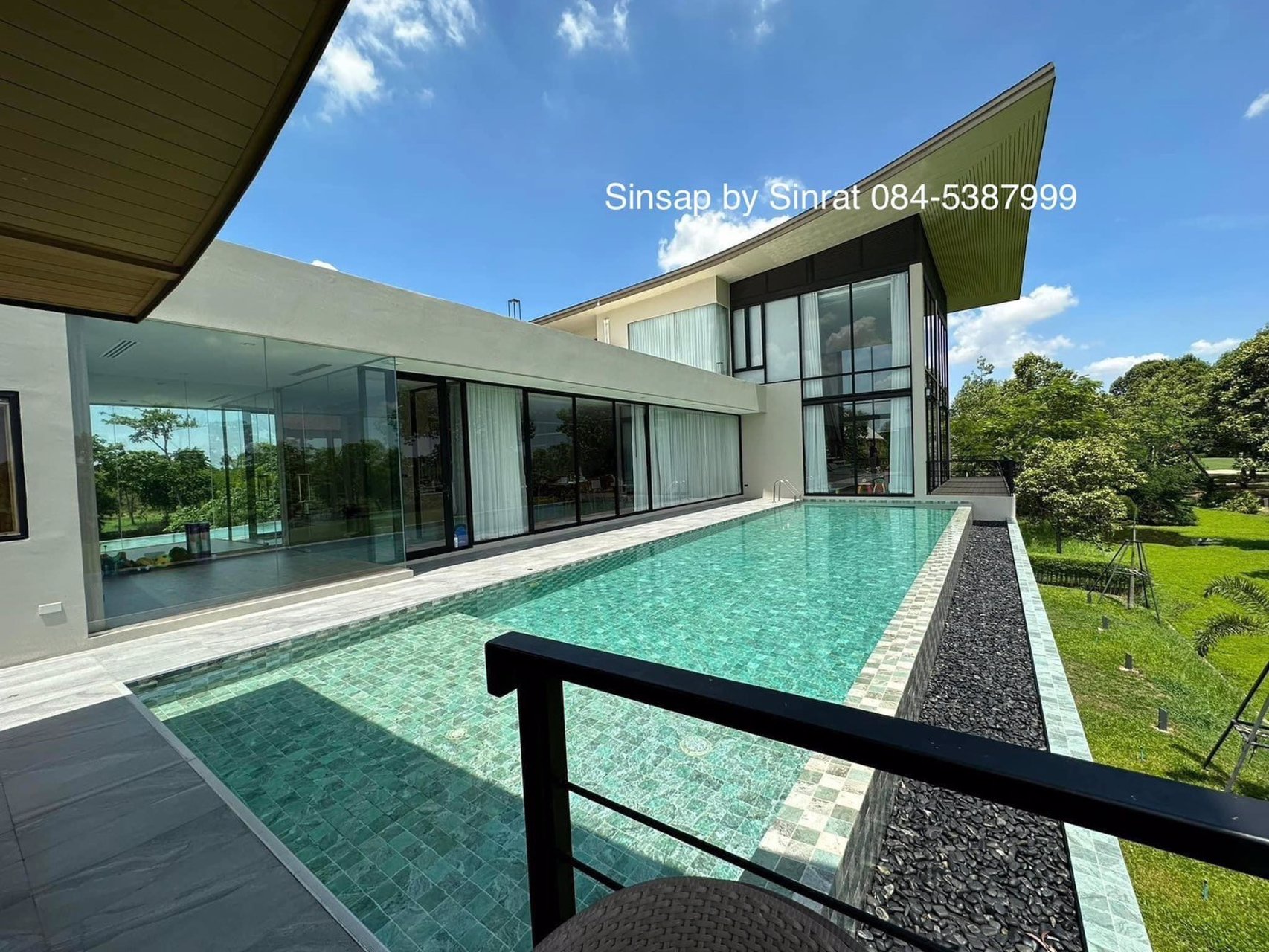 ขายบ้านหรู-25-ชั้น-บ้านสวยหรูสไตล์โมเดิร์นลอฟท์ผสมกลิ่นอายญี่ปุ่น