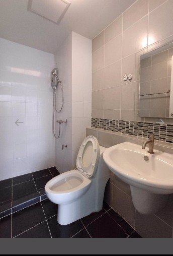 ดีคอนโด-รามอินทรา-ติดรถไฟฟ้า-ขายต่ำกว่าทุน