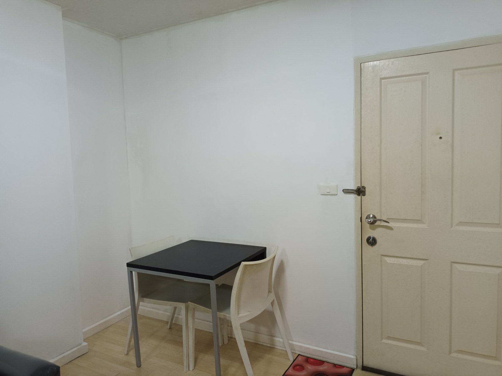 ดีคอนโด-รามอินทรา-ติดรถไฟฟ้า-ขายต่ำกว่าทุน