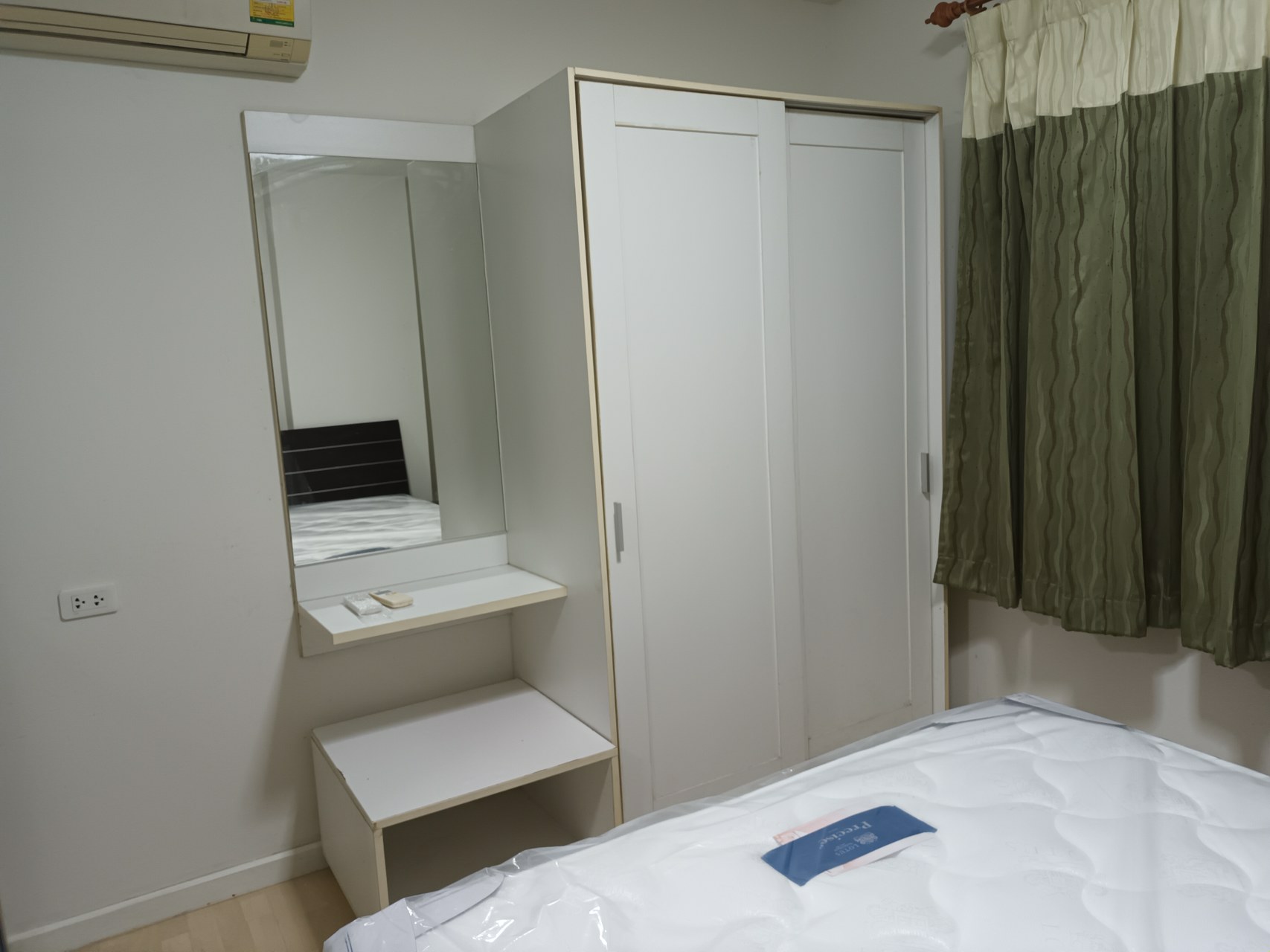 ดีคอนโด-รามอินทรา-ติดรถไฟฟ้า-ขายต่ำกว่าทุน