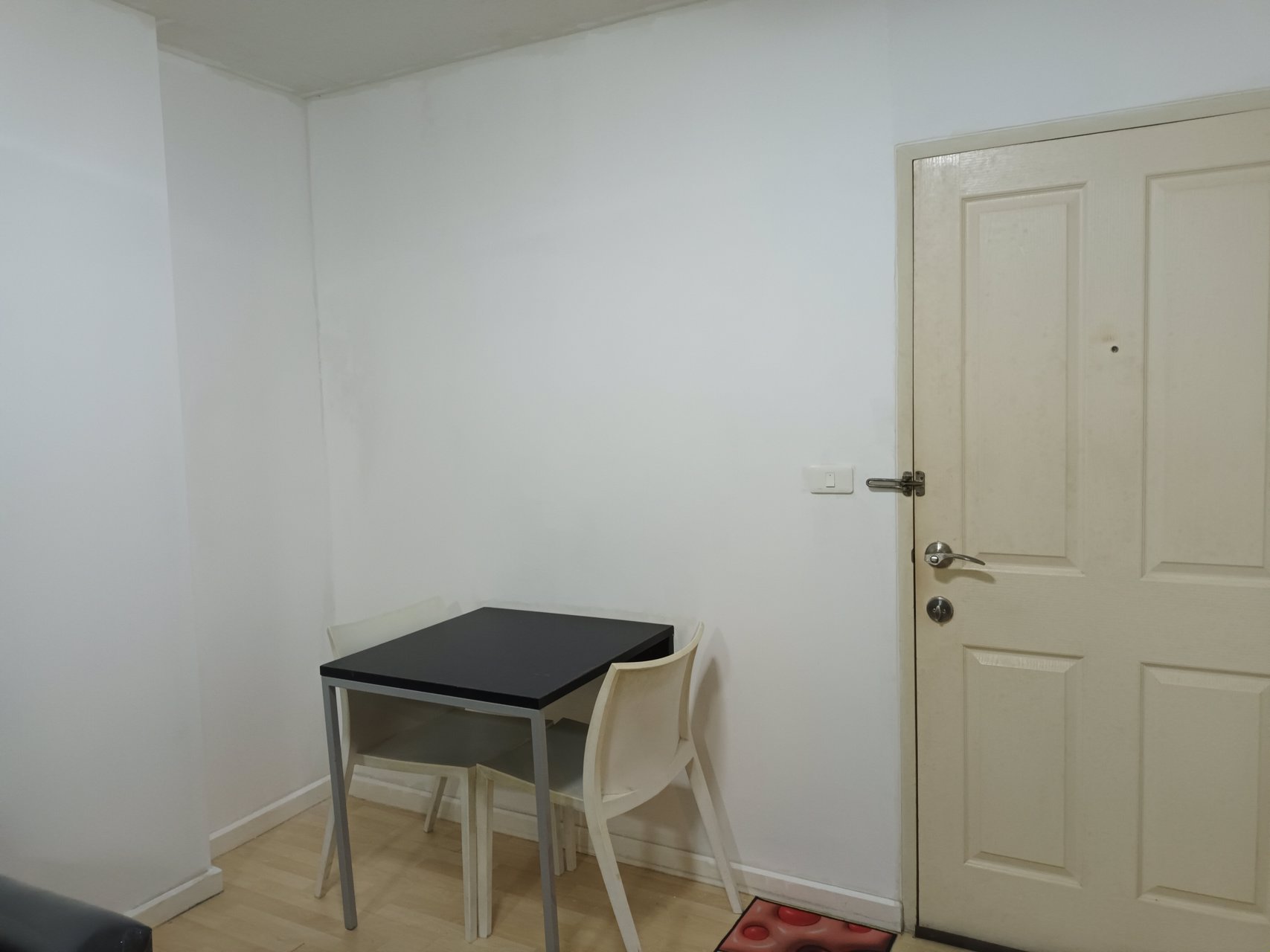 ดี-คอนโด-รามอินทรา-สภาพสวยเดิม-ขายต่ำกว่าทุน