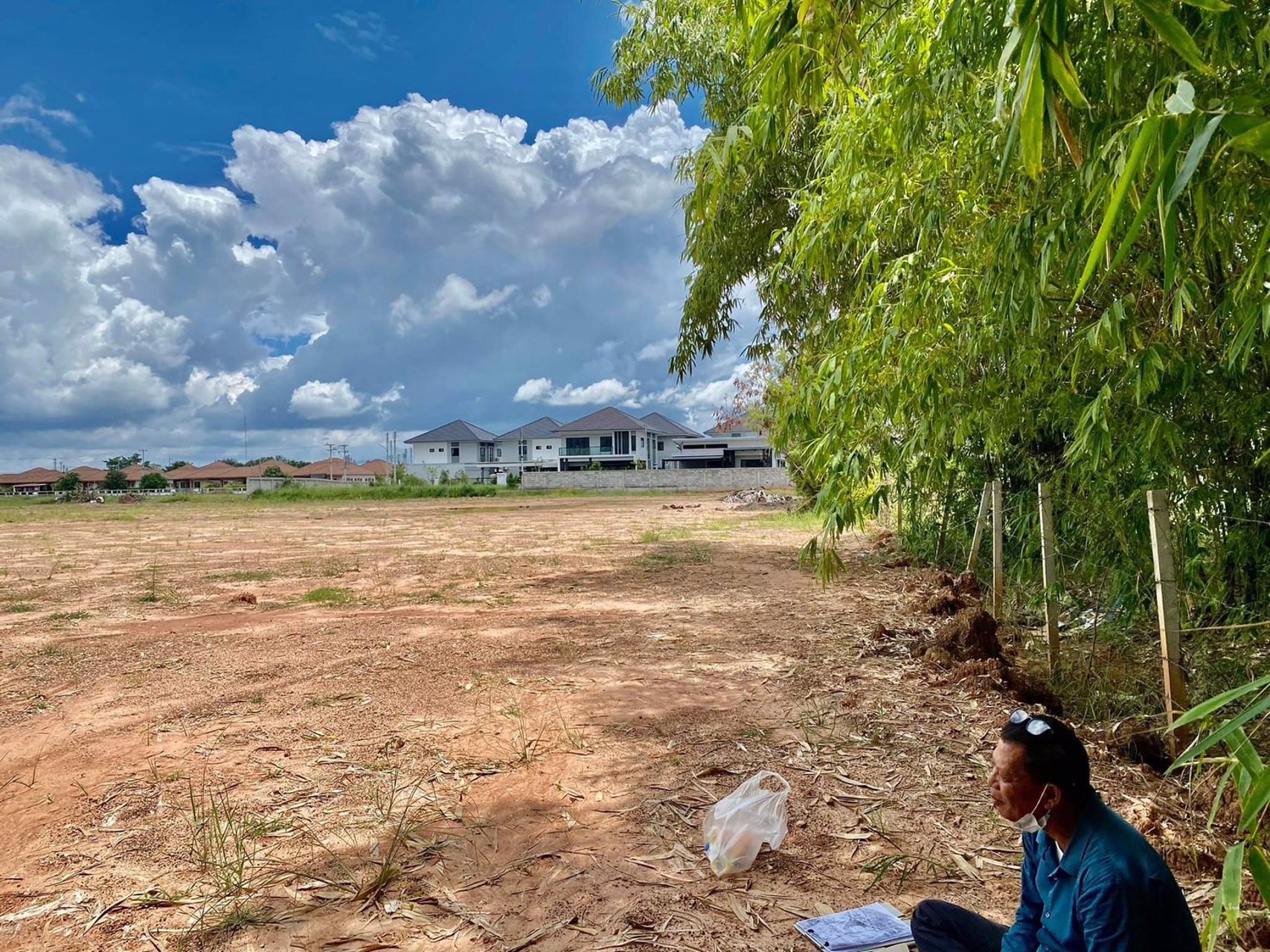 ขายที่ดิน-บ้านโนนใบบัว-เขตเทศบาล-อบัวใหญ่-จนครราชสีมา