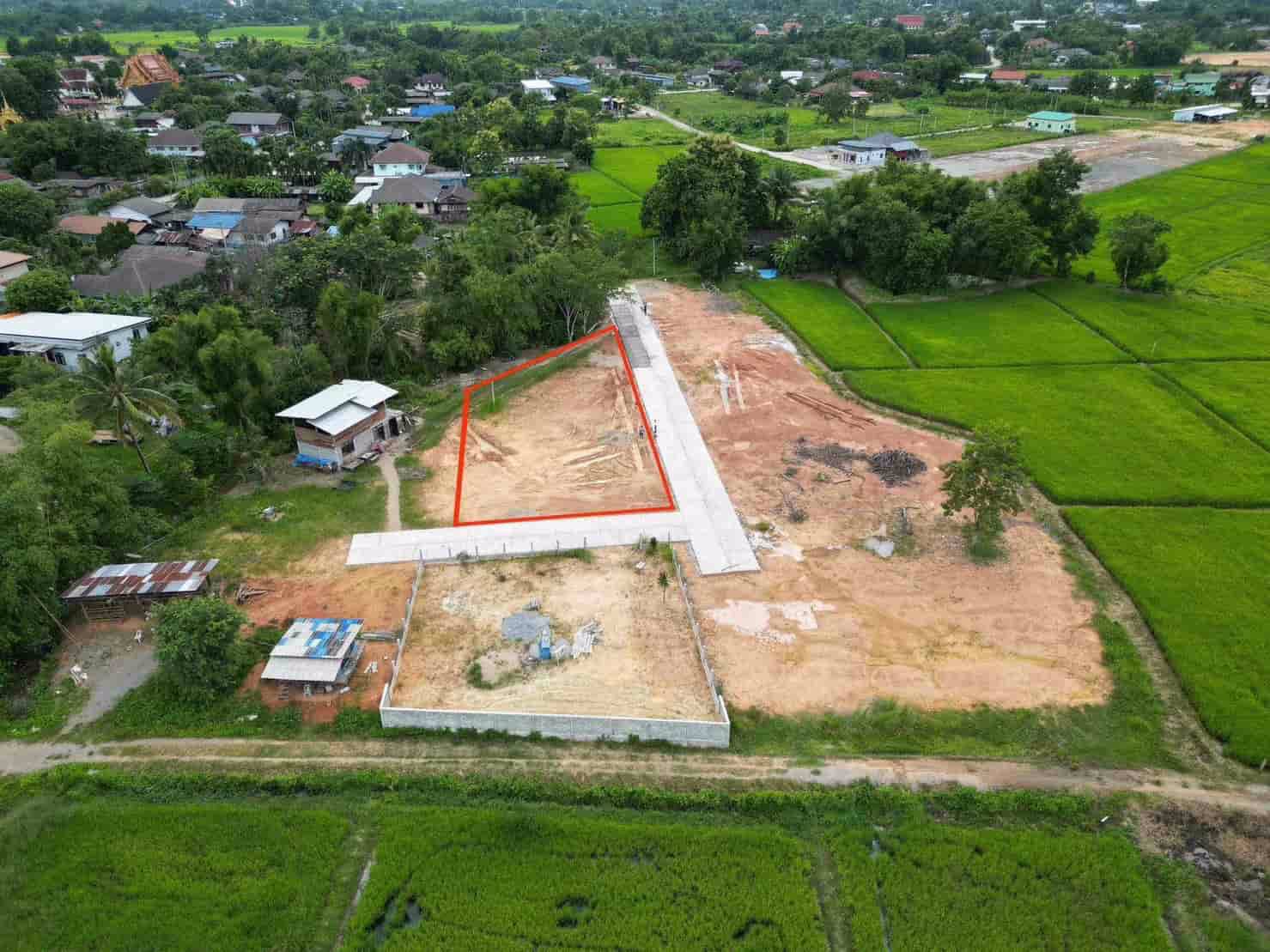 ที่ดินโฉนด-เนื้อที่200ตารางวา-ถมแล้ว-มีไฟฟ้า