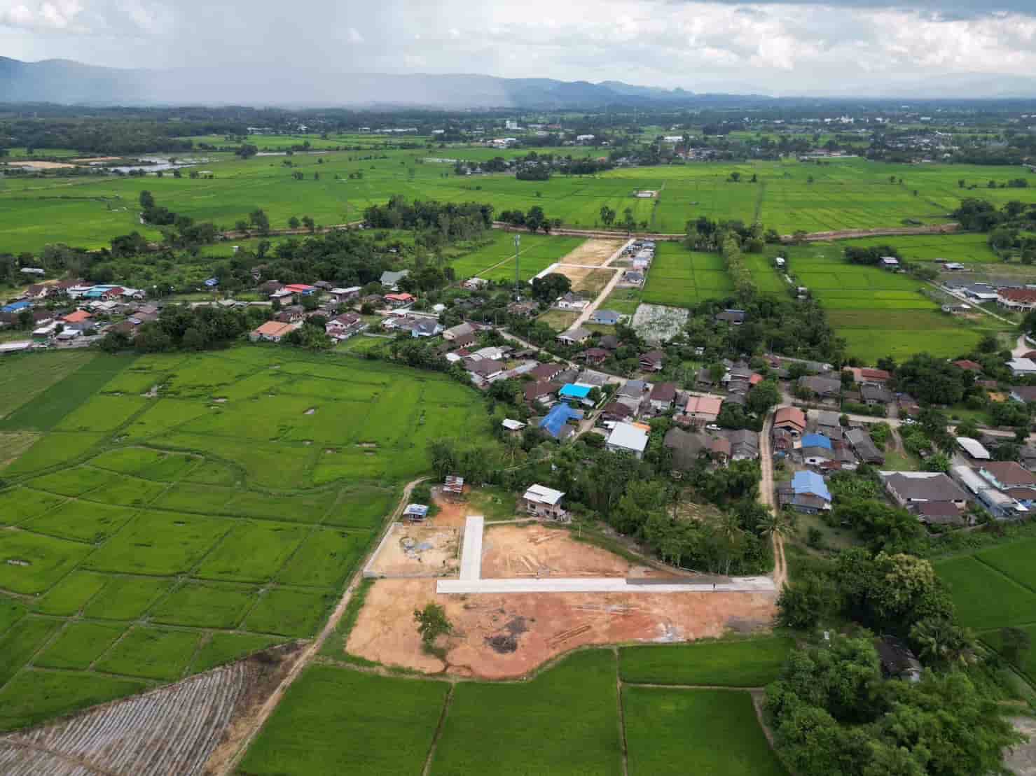 ที่ดินโฉนด-เนื้อที่200ตารางวา-ถมแล้ว-มีไฟฟ้า