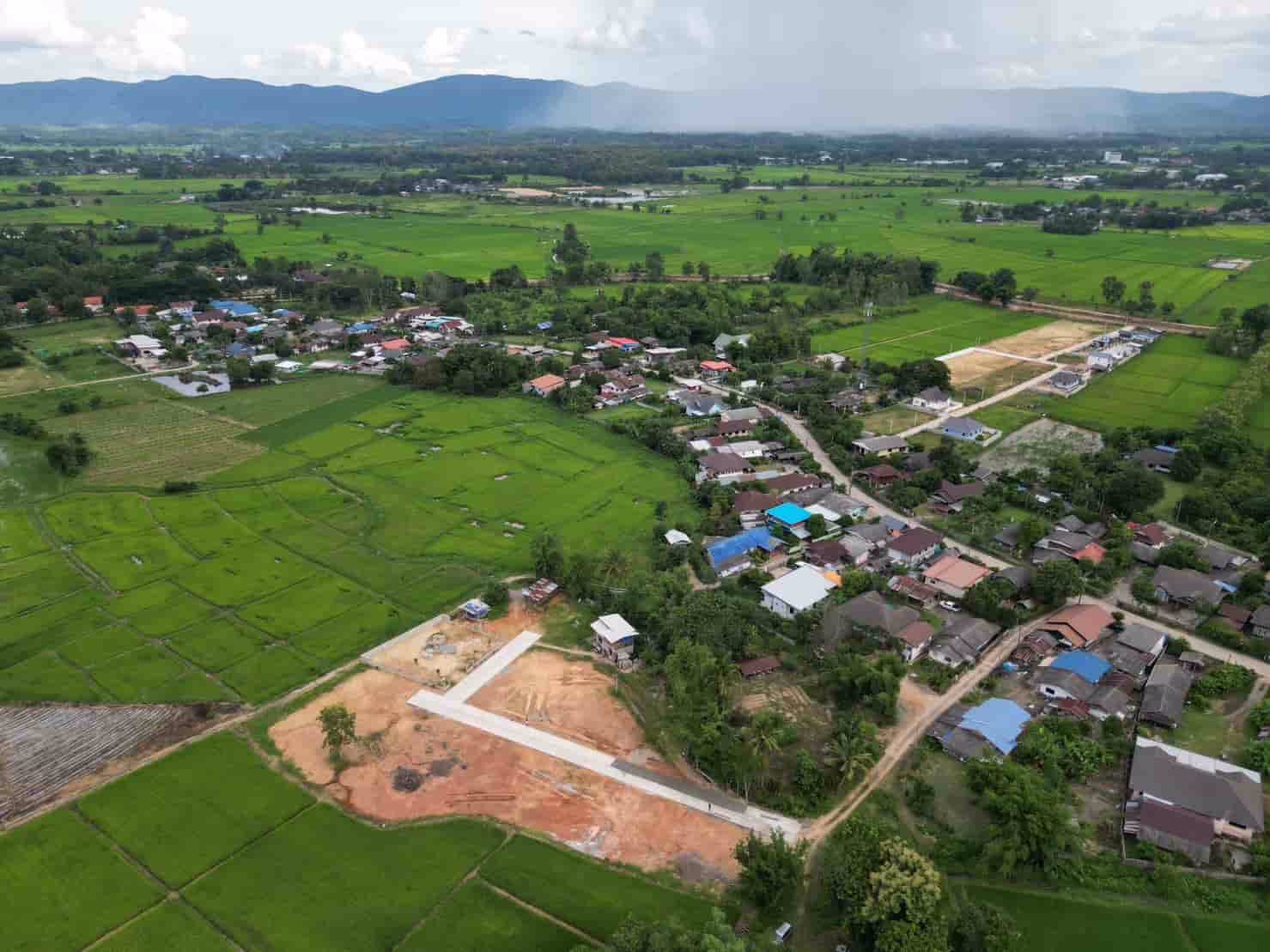 ที่ดินโฉนด-เนื้อที่200ตารางวา-ถมแล้ว-มีไฟฟ้า