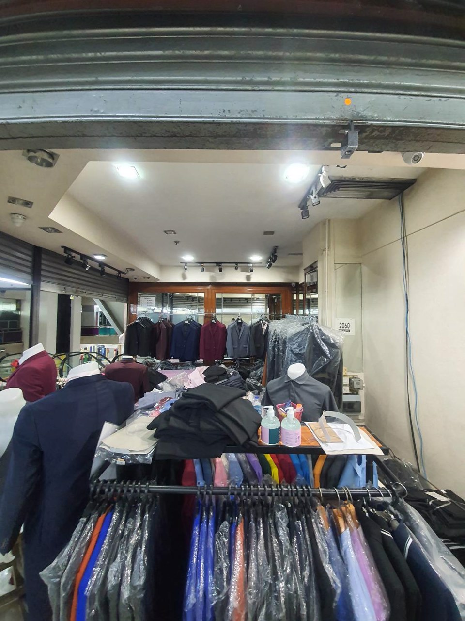 ให้เช่าห้อง-ตึกcity-complex-ประตูน้ำ-ชั้น-2-ทำเลดี