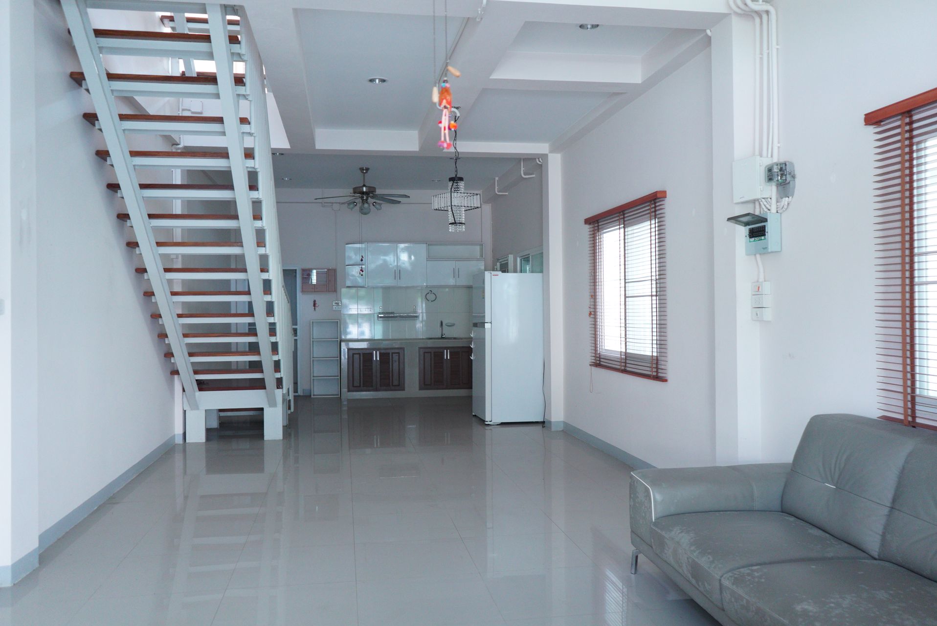 ขายทาวน์เฮ้าส์สุขุมวิท-71-ใกล้โรงเรียนโรงเรียนนานาชาติเซนต์แอนดรูว์ส-และบีทีเอสพระโขนง