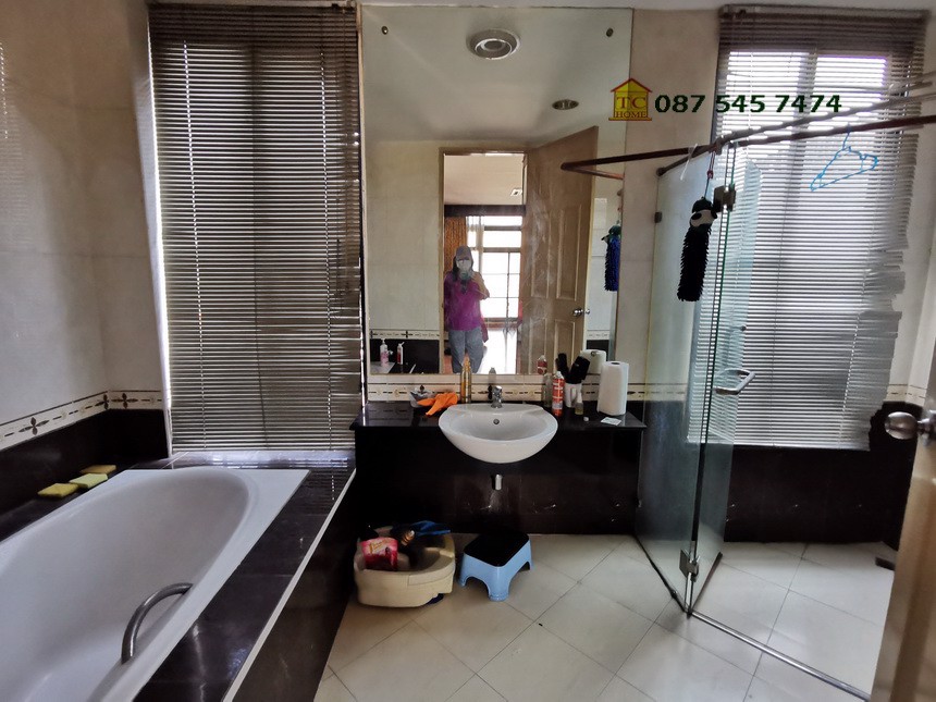 ขายโฮมอ็อฟฟิศ-4-ชั้น-โครงการบ้านกลางกรุง-อ็อฟฟิศพาร์ค-ลาดพร้าว-71-ใกล้เซ็นทรัลอีสท์วิลล์