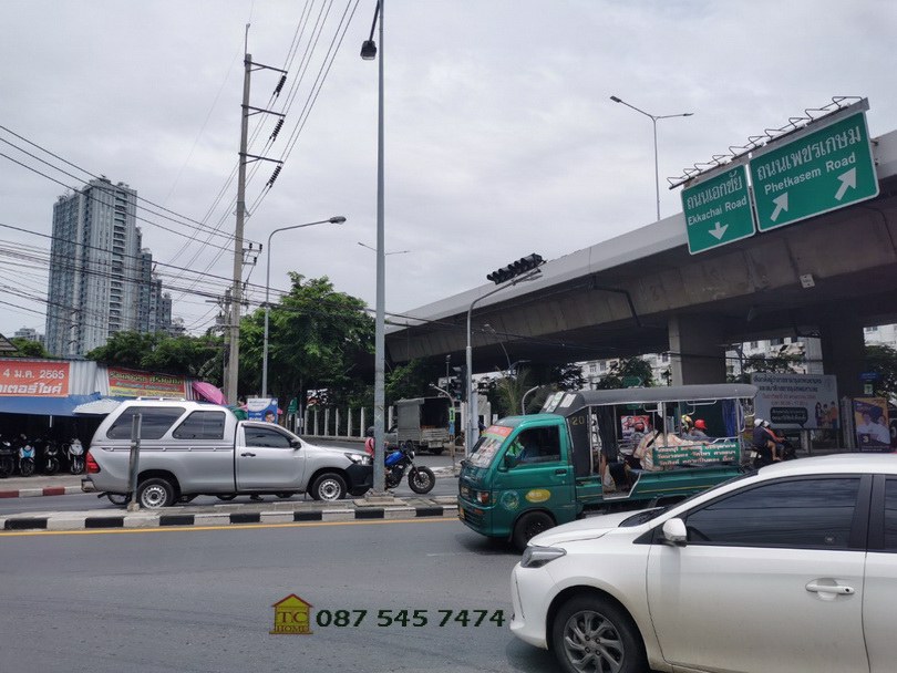 ขายด่วนคอนโด-pe-la-wuthakat-เพ-ลา-วุฒากาศ-ขนาด-32-ตรม-โครงการติดถนน-ห่าง-btsวุฒากาศเพียง-100-เมตร