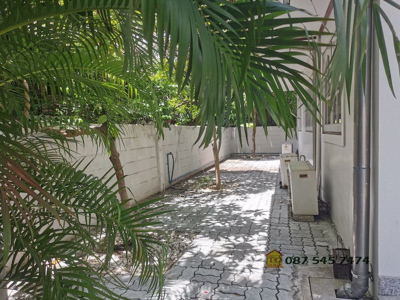 ขายบ้านเดี่ยว-2-ชั้น-80-ตรว-พทใช้สอย-390-ตรม-4-ห้องนอน-2-ห้องทำงาน-อยู่ก่อนถึงไบเทคบางนา-ออกลาซ