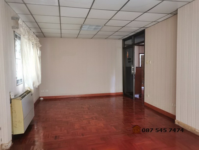 ขายบ้านเดี่ยว-2-ชั้น-80-ตรว-พทใช้สอย-390-ตรม-4-ห้องนอน-2-ห้องทำงาน-อยู่ก่อนถึงไบเทคบางนา-ออกลาซ