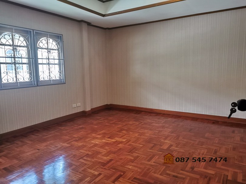 ขายบ้านเดี่ยว-2-ชั้น-80-ตรว-พทใช้สอย-390-ตรม-4-ห้องนอน-2-ห้องทำงาน-อยู่ก่อนถึงไบเทคบางนา-ออกลาซ