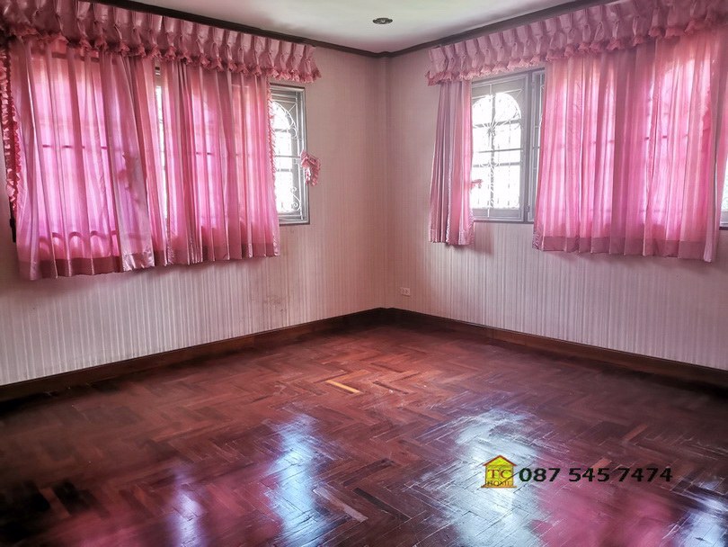 ขายบ้านเดี่ยว-2-ชั้น-80-ตรว-พทใช้สอย-390-ตรม-4-ห้องนอน-2-ห้องทำงาน-อยู่ก่อนถึงไบเทคบางนา-ออกลาซ