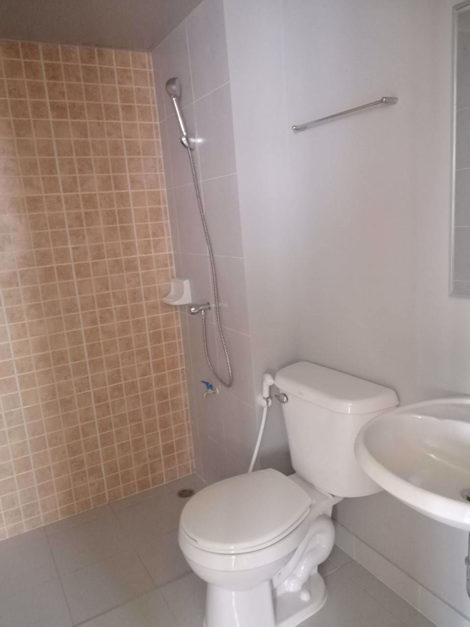 ให้เช่า-คอนโดลุมพินีทาวน์ชิป-2-ห้องนอน-2-ห้องน้ำ