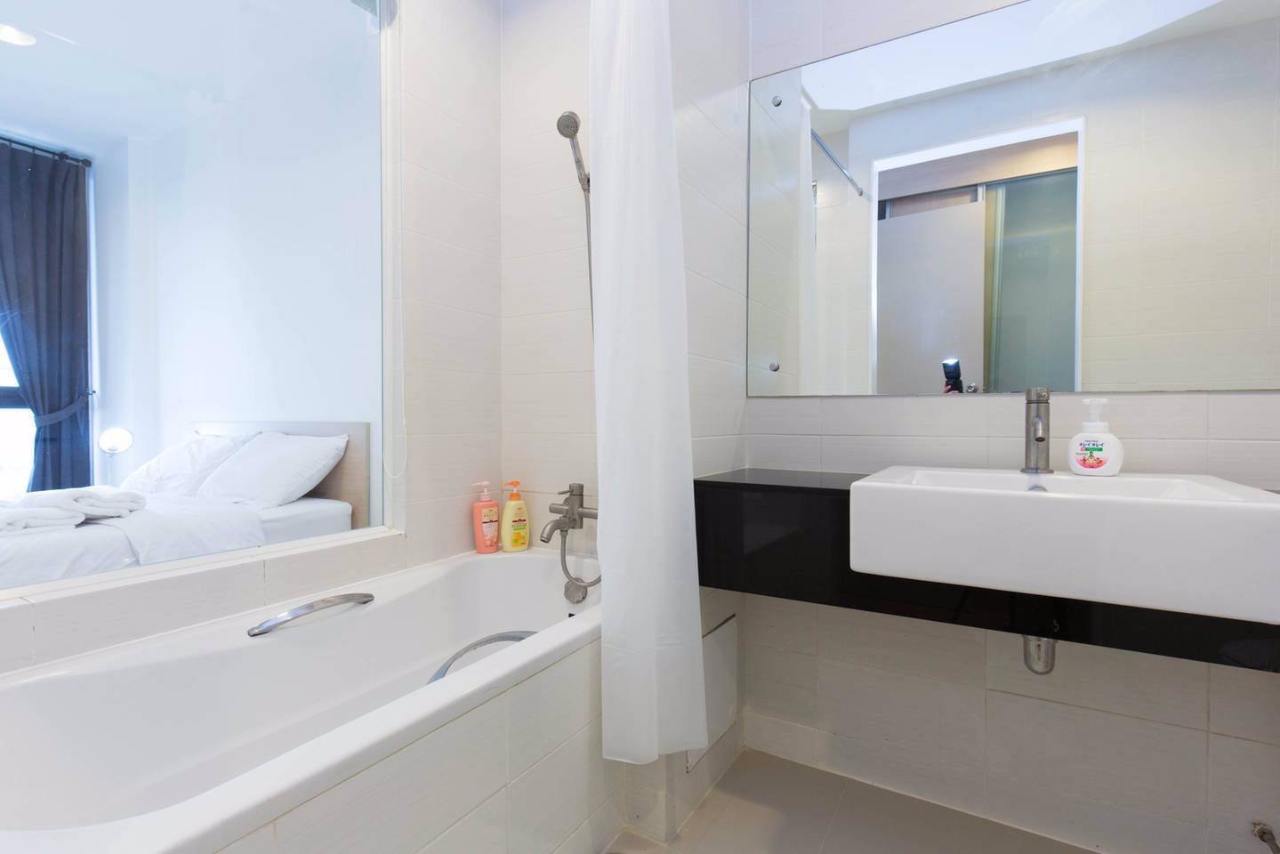 ขาย-ให้เช่า-1-ห้องนอน-ไอดีโอ-รัชดา-ห้วยขวาง-เฟอร์ไฟฟ้าครบ-เดิน-2-นาทีถึง-mrt-ห้วยขวาง