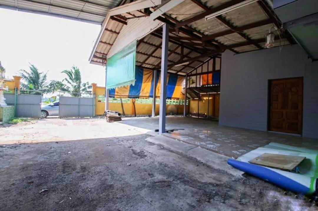 ทำเลดี-ทั้งแถมทั้งถูกได้อีก-ขายบ้าน-แถมโกดัง-แถมพื้นที่ต่อเติม-บ้านแพ้ว-พระราม-2-สุดคุ้ม