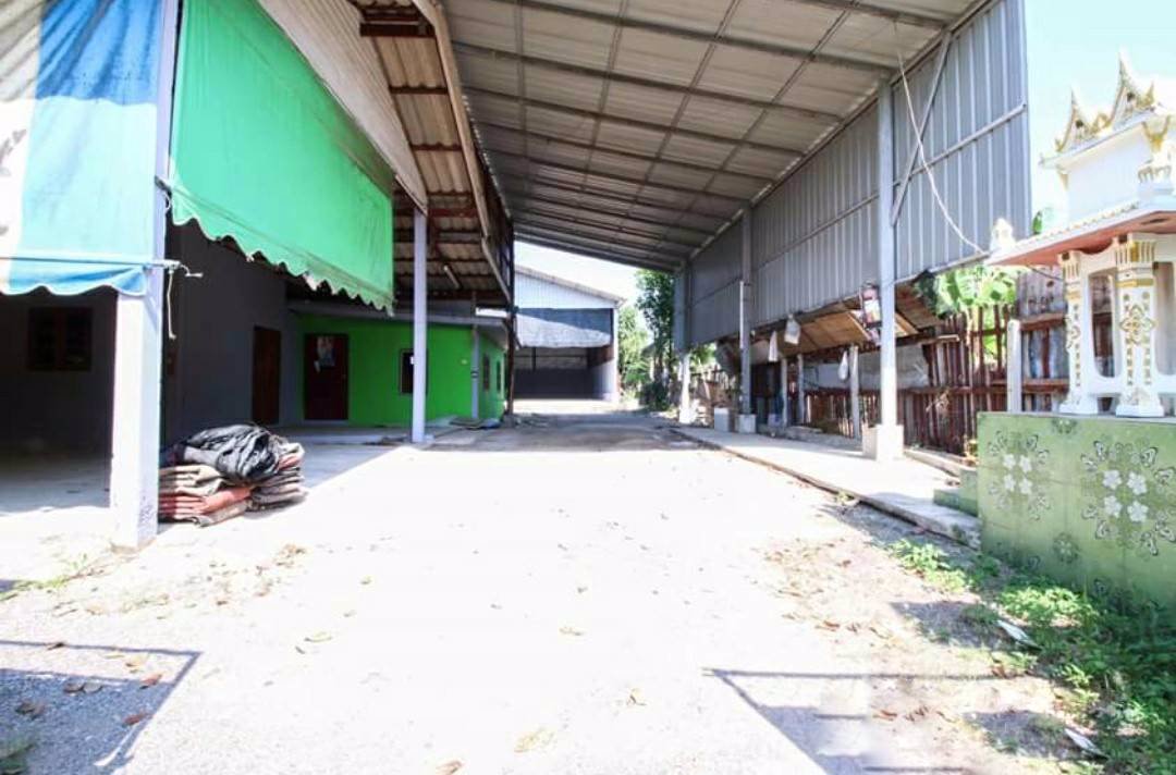 ทำเลดี-ทั้งแถมทั้งถูกได้อีก-ขายบ้าน-แถมโกดัง-แถมพื้นที่ต่อเติม-บ้านแพ้ว-พระราม-2-สุดคุ้ม