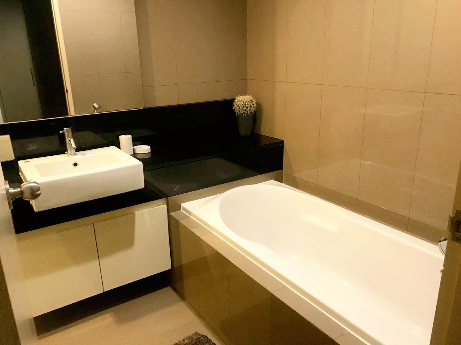 ให้เช่าห้องสวย-แต่งครบ-สิริ-ออน-8-siri-on-8-เดินไปรถไฟฟ้านานาได้