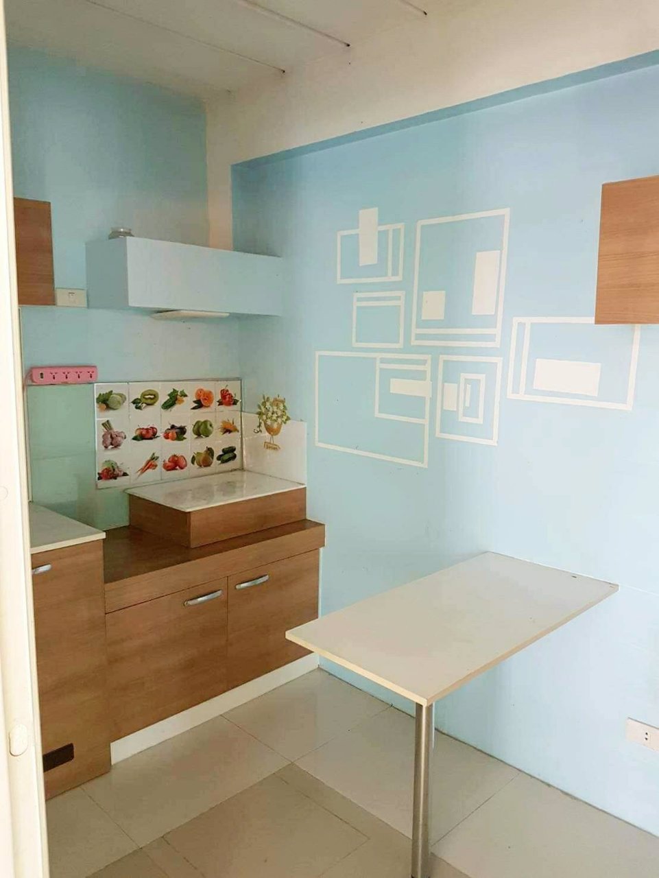 บ้านหลังมุม-มีบ่อเลี้ยงปลา-ทาวน์โฮม-มพฤกษาวิลล์-17-พุทธบูชา-36-พระราม-2