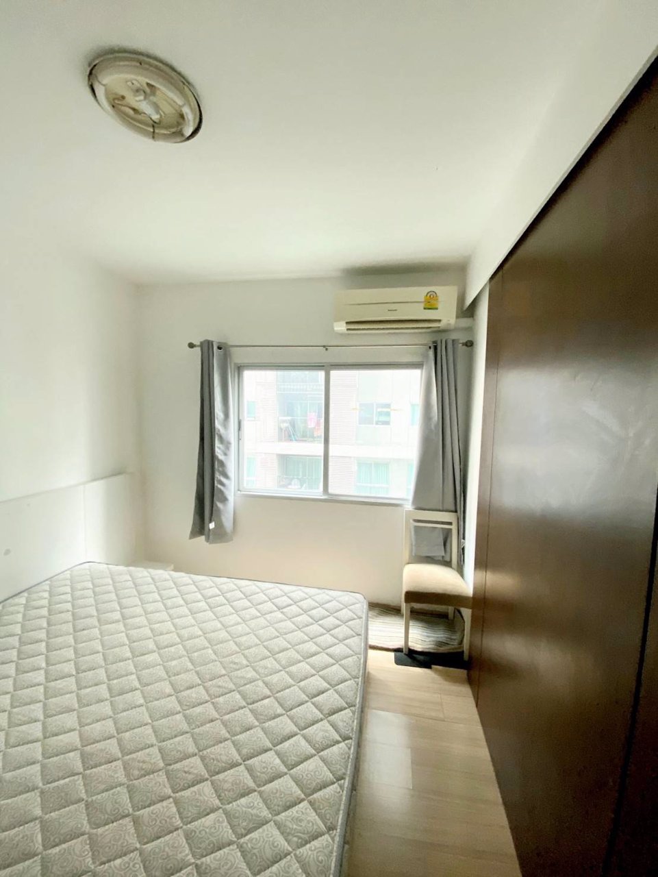 ถูกลงอีก-rare-item-ตึกx-วิวสระ-ให้เช่าด่วน-เอ-สเปซ-อโศก-รัชดา