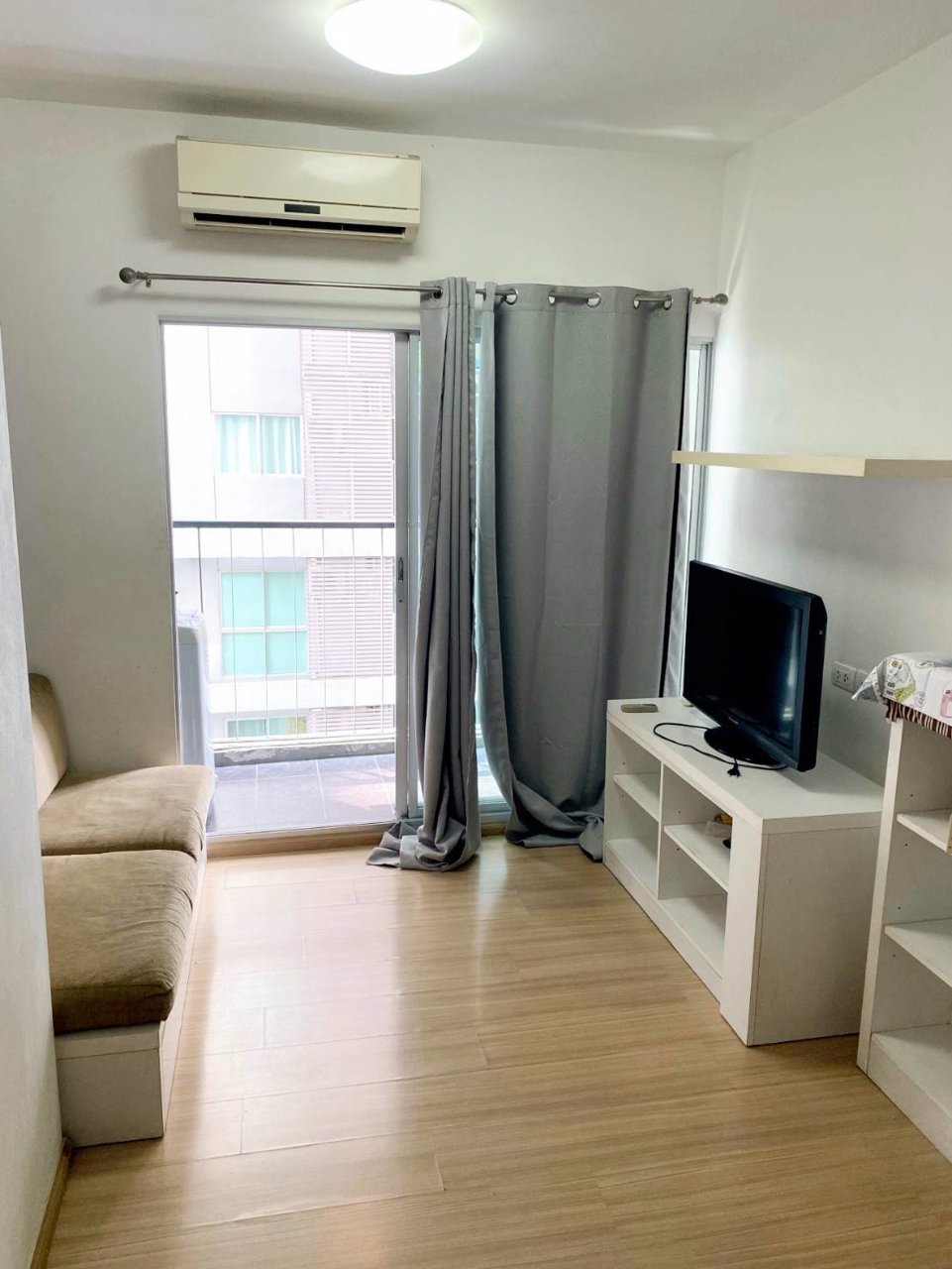 ถูกลงอีก-rare-item-ตึกx-วิวสระ-ให้เช่าด่วน-เอ-สเปซ-อโศก-รัชดา