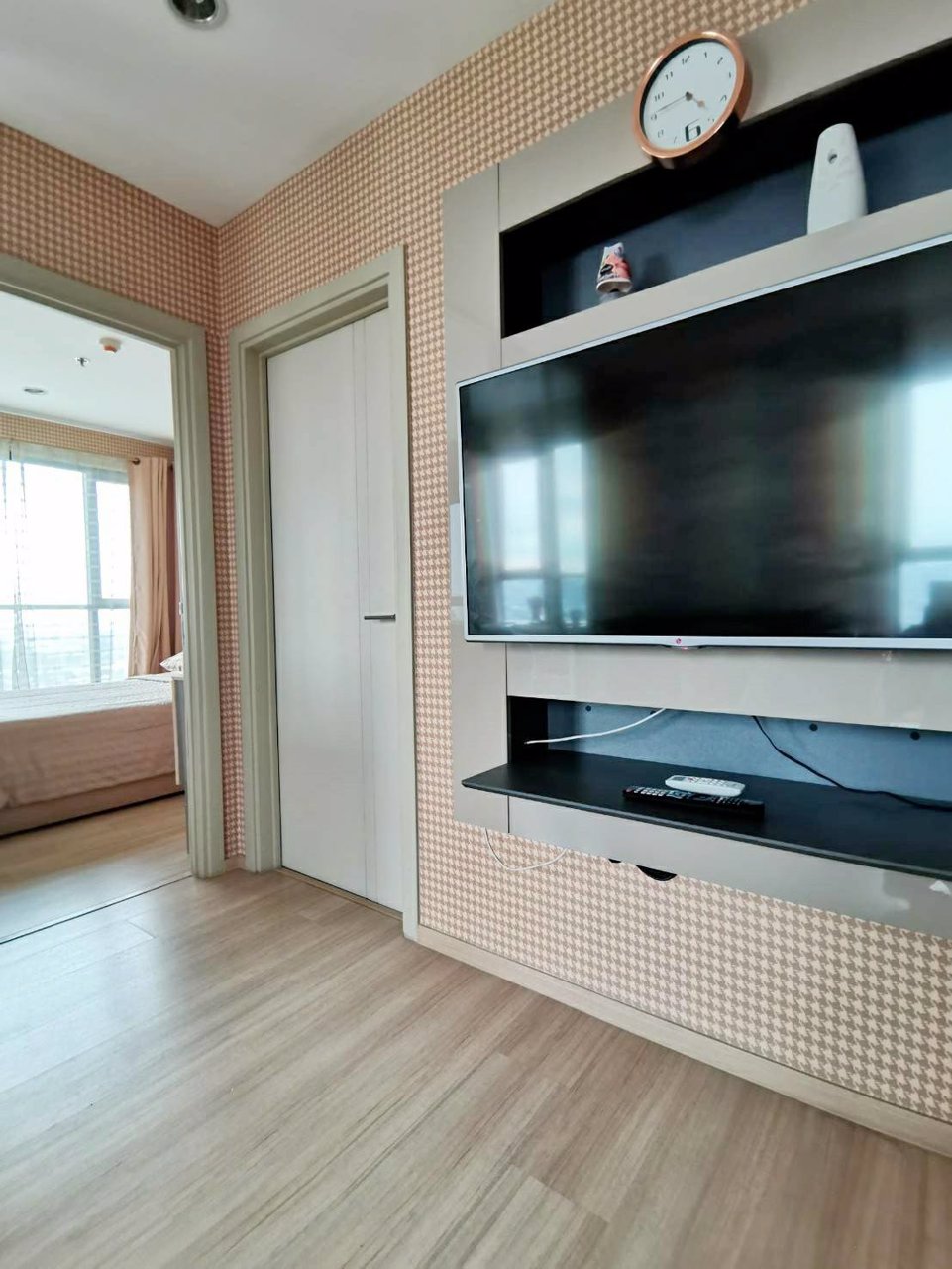 ให้เช่า-ขาย-เดอะ-เบส-พระราม-9-รามคำแหง-ชั้นบนสุด-วิวสวย-มีเครื่องซักผ้า-rent-sale-the-base-rama-9