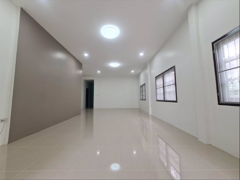 ขายบ้านเดี่ยว-57-ตารางวา-หมู่บ้านสุขใจ-รามอินทรา-65-แยก-4-ตกแต่งใหม่ทั้งหลัง-ขาย-52-ล้านบาท