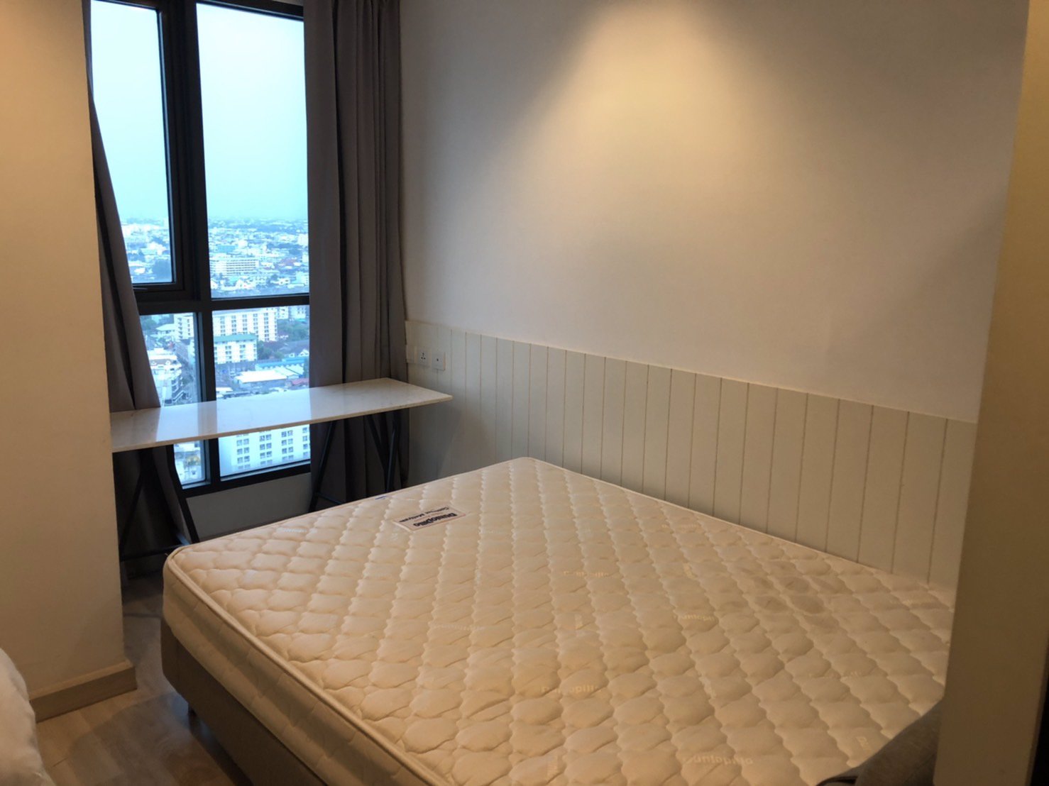 ให้เช่าคอนโดสาทร-โครงการไอดีโอโมบิสาทร-เฟอร์ครบพร้อมเข้าอยู่