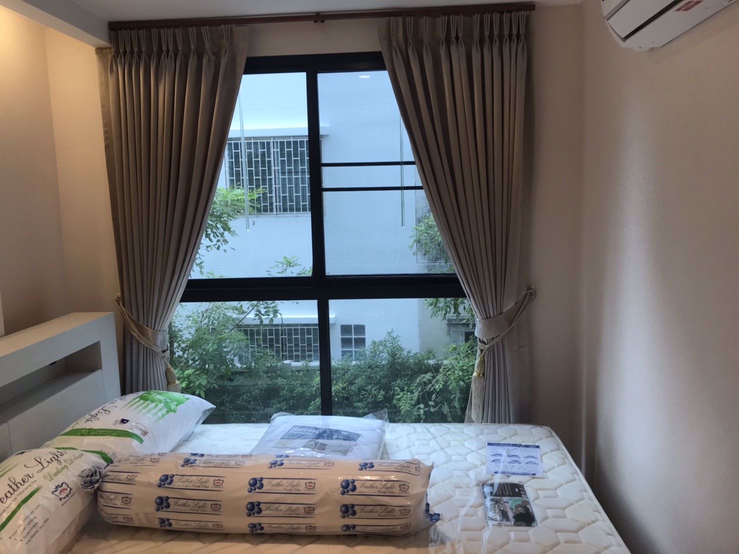 ให้เช่า-แกรนด์-คอนโด-วุฒากาศ-53-ติด-bts-วุฒากาศ-600-เมตร-รวมเฟอร์-8000บาท