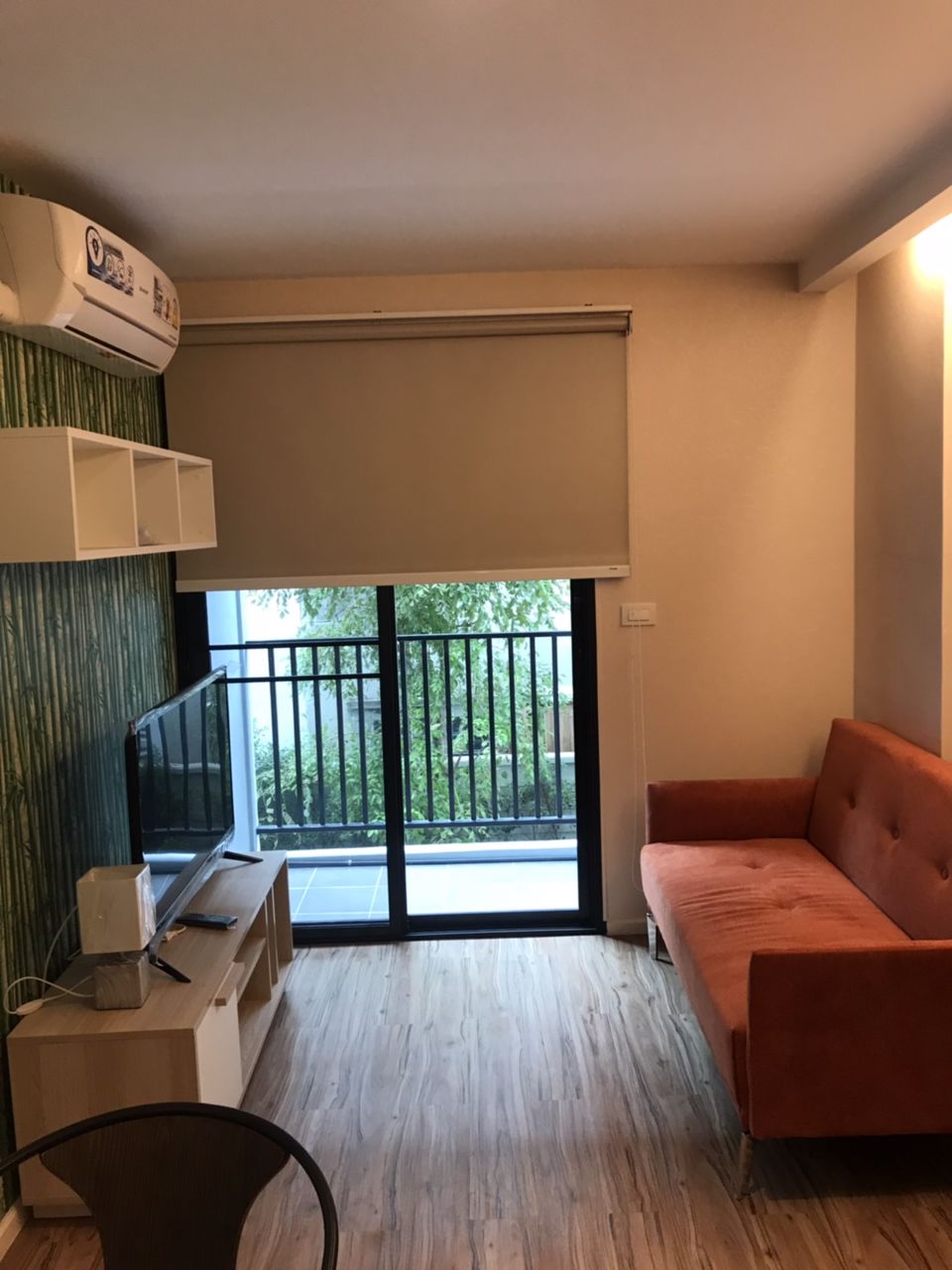 ให้เช่า-แกรนด์-คอนโด-วุฒากาศ-53-ติด-bts-วุฒากาศ-600-เมตร-รวมเฟอร์-8000บาท