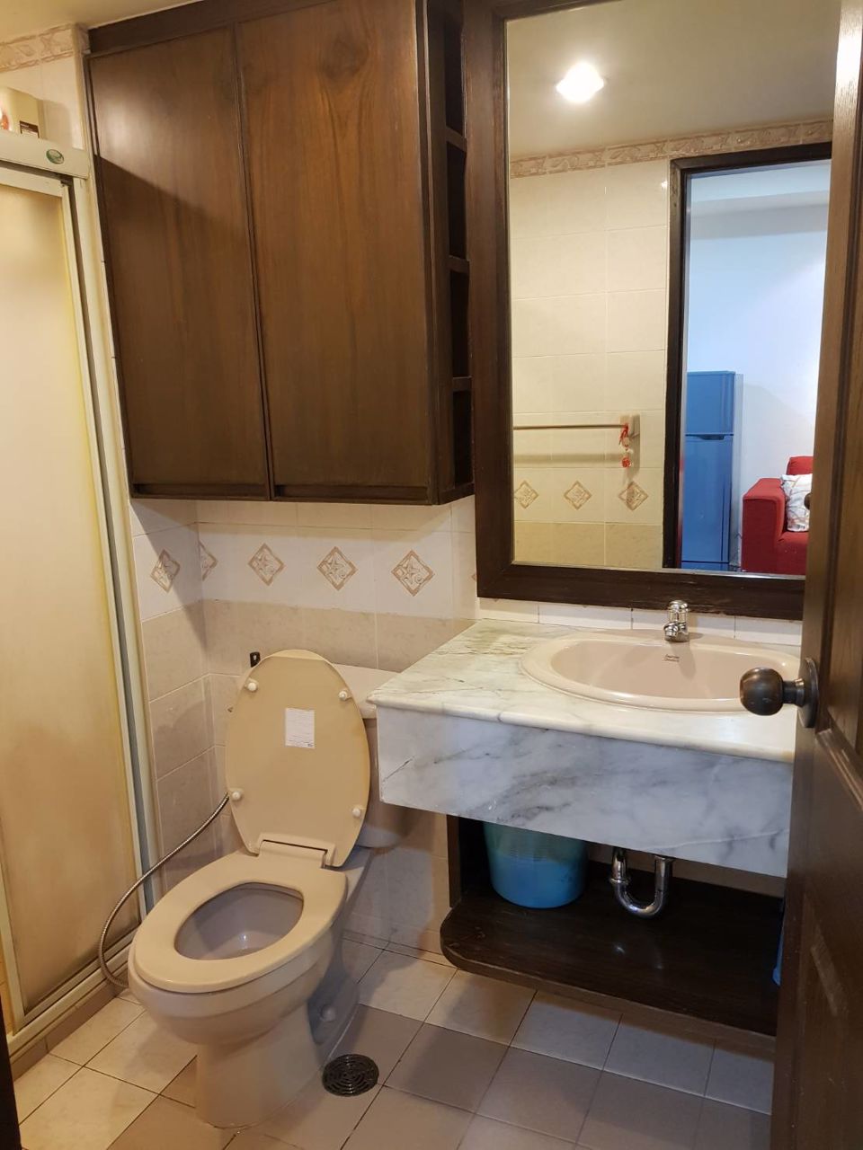 ขายด่วนถูกมาก-คอนโด-ลุมพินี-เพลส-สาทร-พร้อมเฟอร์-เพียง-195-ลบ-เท่านั้น