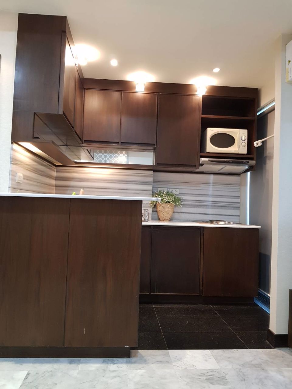 ขายด่วนถูกมาก-คอนโด-ลุมพินี-เพลส-สาทร-พร้อมเฟอร์-เพียง-195-ลบ-เท่านั้น