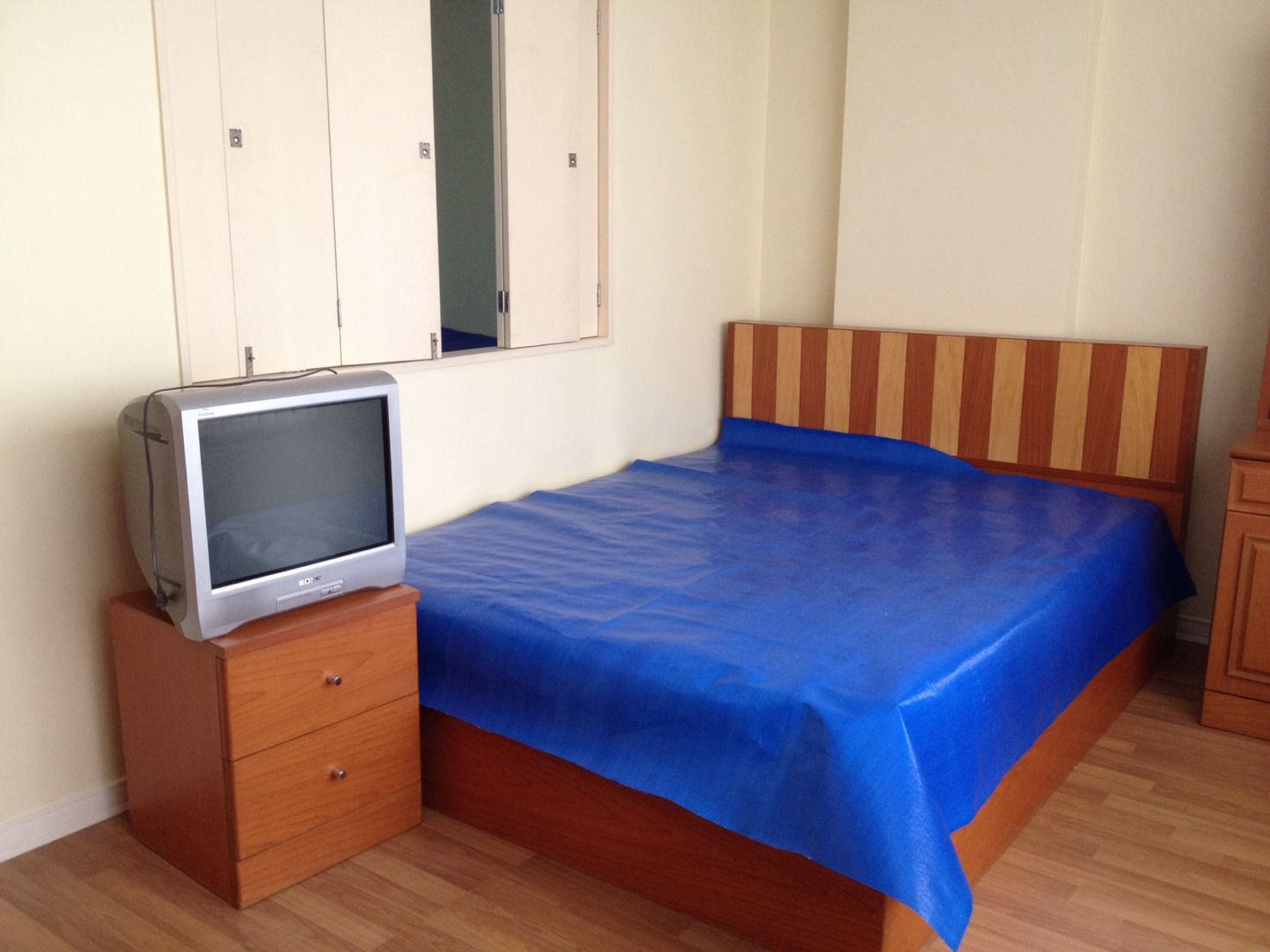 ให้เช่า-ถูกมาก-คอนโด-ลุมพินี-เพลส-นราธิวาส-24-ห้องกว้าง-47-ตรม-พร้อมเฟอร์-11000-บาท