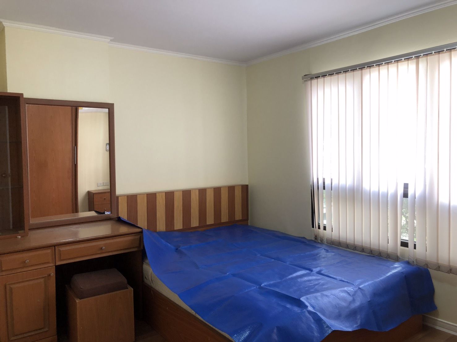 ให้เช่า-ถูกมาก-คอนโด-ลุมพินี-เพลส-นราธิวาส-24-ห้องกว้าง-47-ตรม-พร้อมเฟอร์-11000-บาท