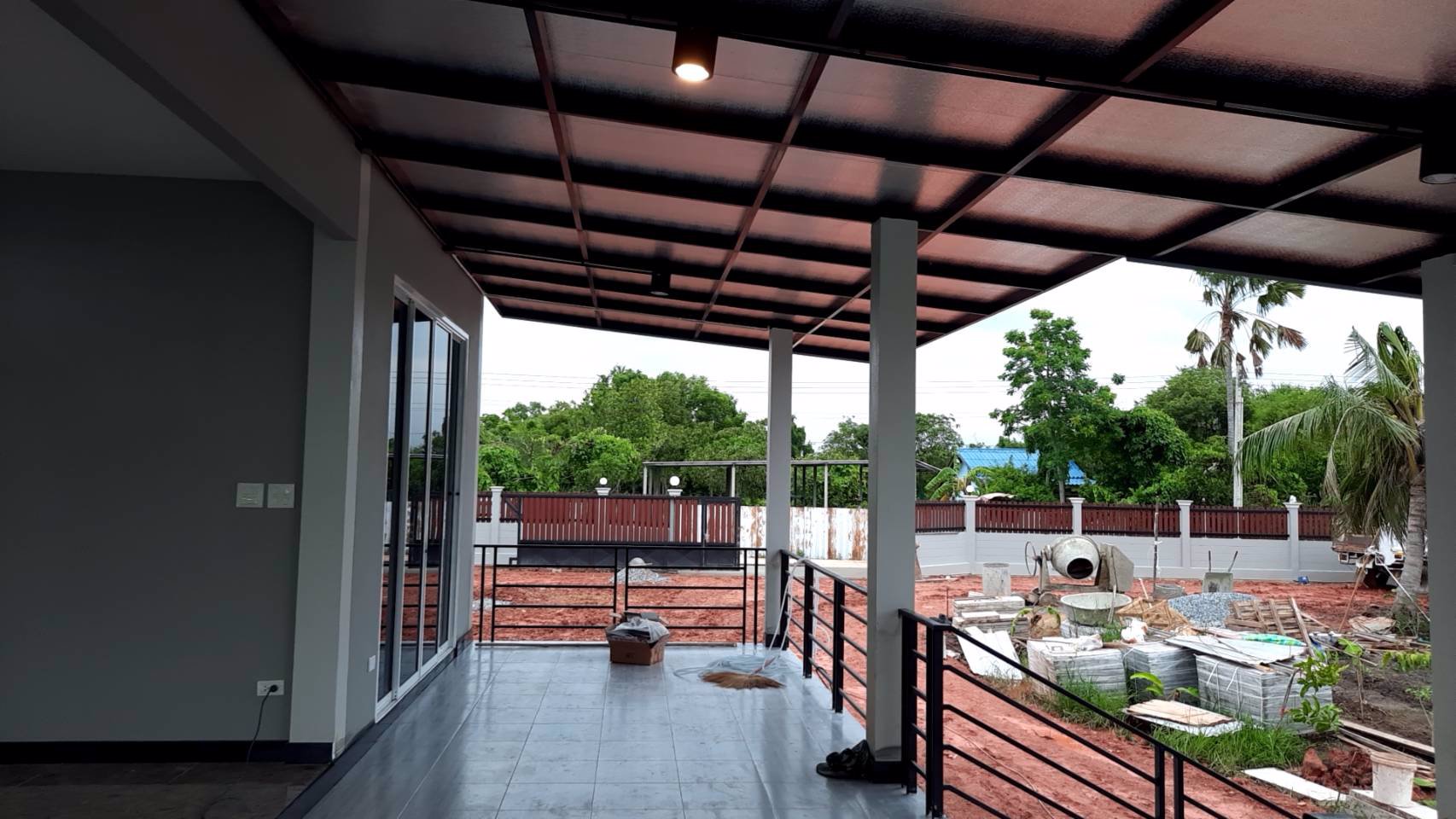 ขายบ้านเดี่ยว-เนื้อที่-1-1-195-ตรว-2-ห้องนอน-2-ห้องน้ำ