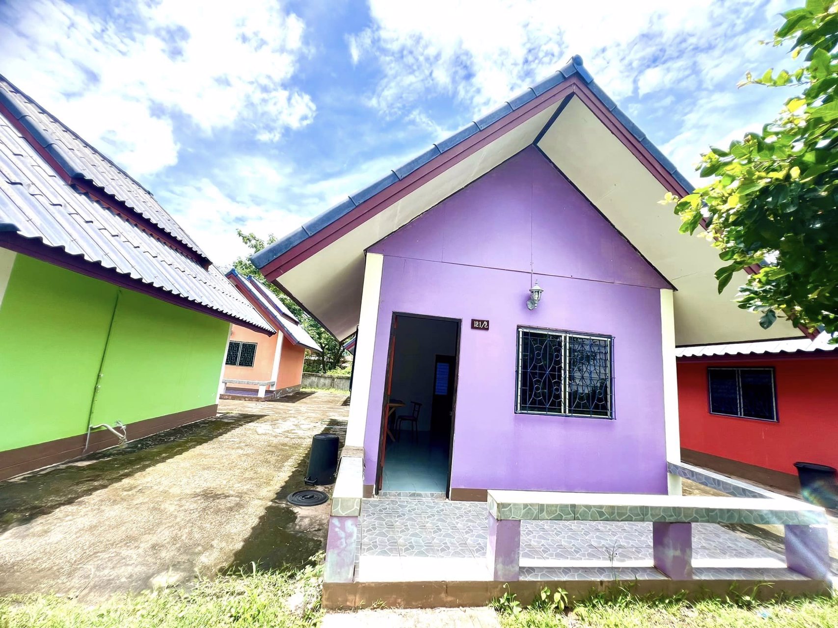 ขายด่วน-ที่ดินพร้อมสิ่งปลูกสร้าง-บนเนื้อที่-2-ไร่